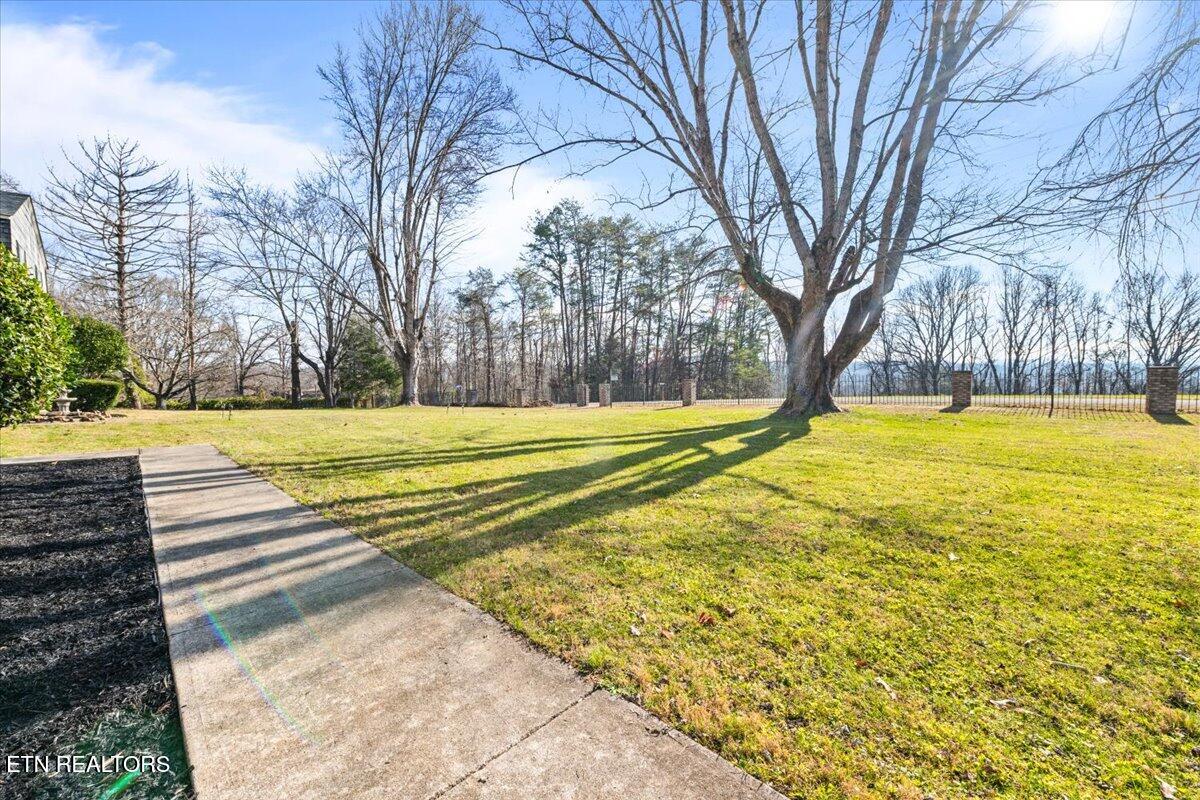 203 Golf Hill Lane Lafollette TN 37766