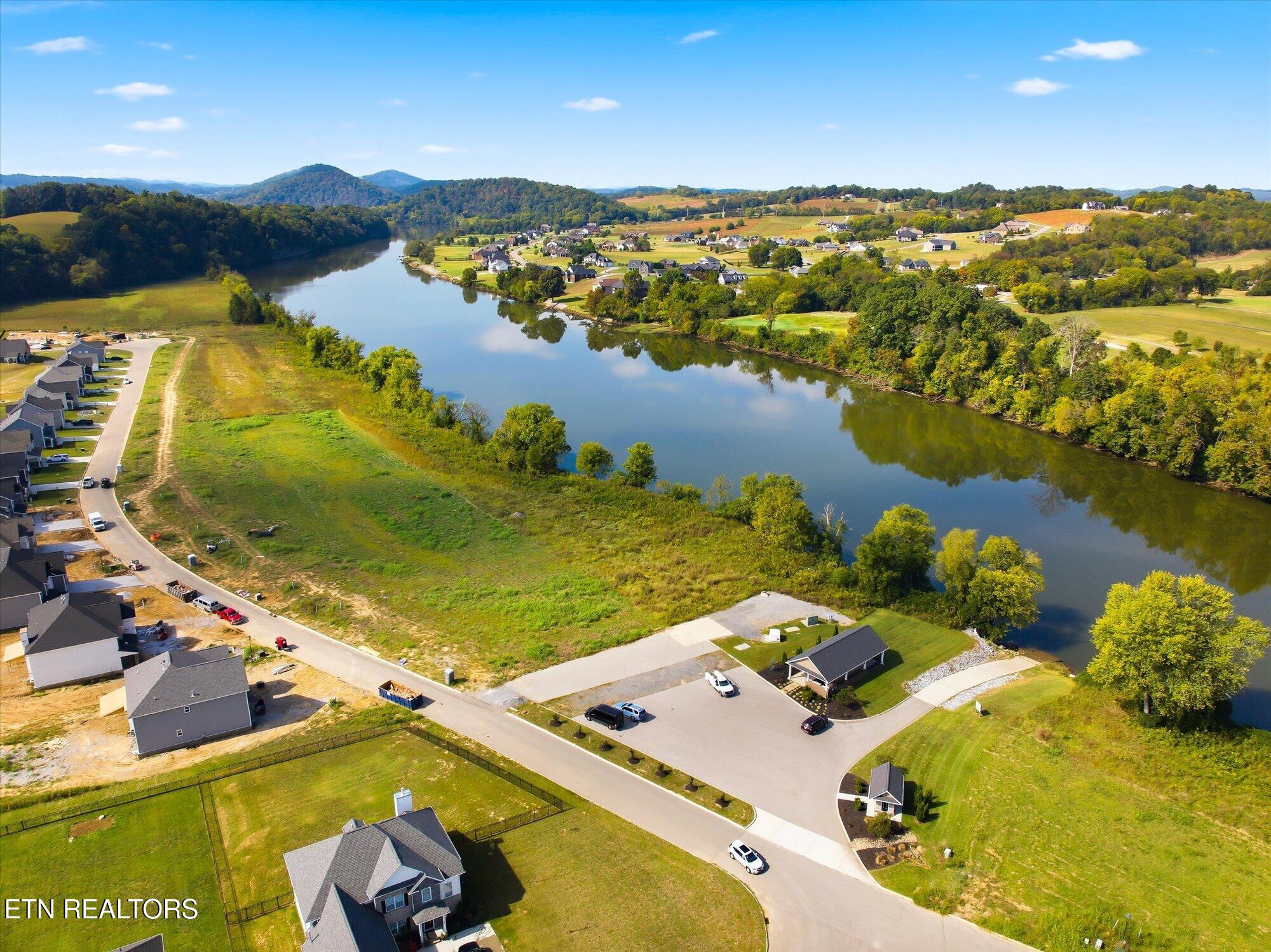 2162 Tributary Drive Sevierville TN 37876