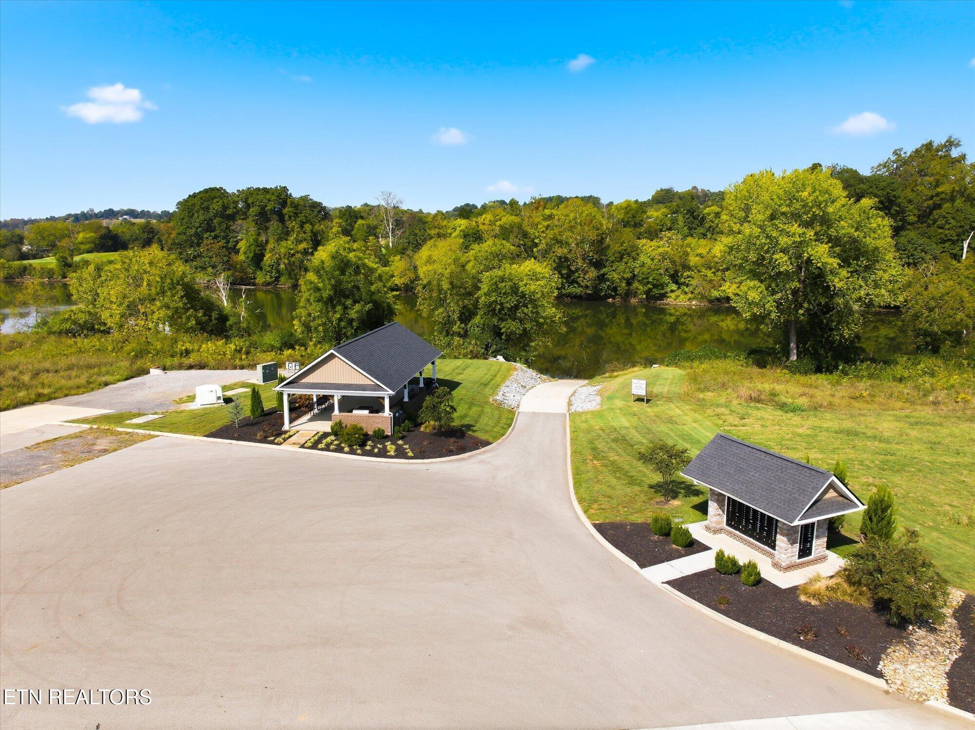 2162 Tributary Drive Sevierville TN 37876