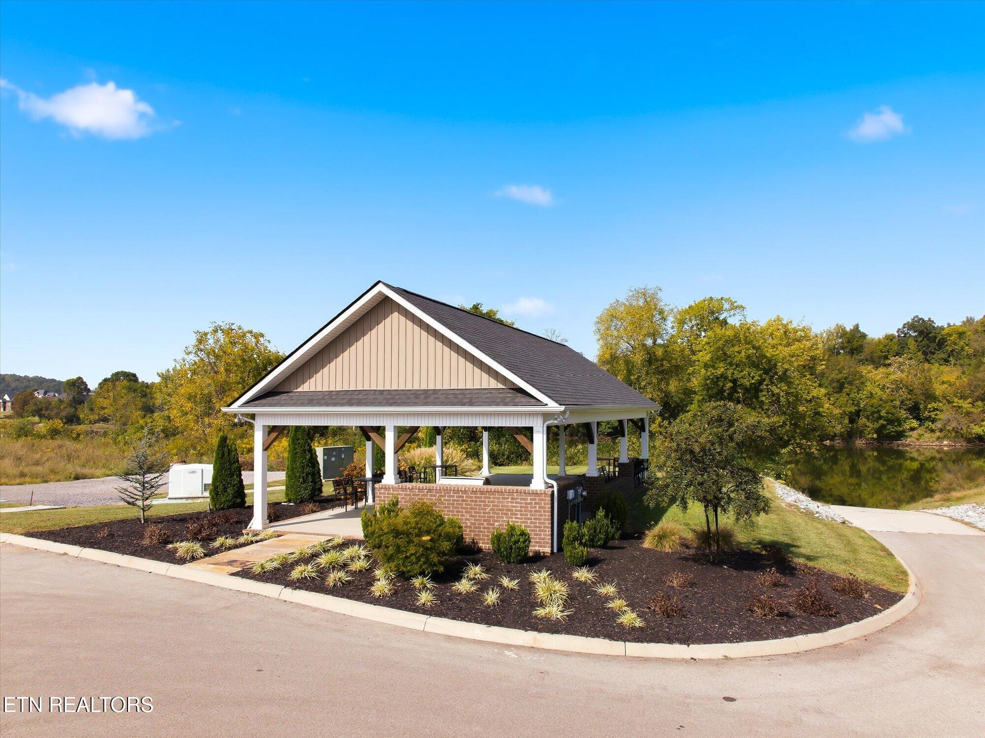 2162 Tributary Drive Sevierville TN 37876