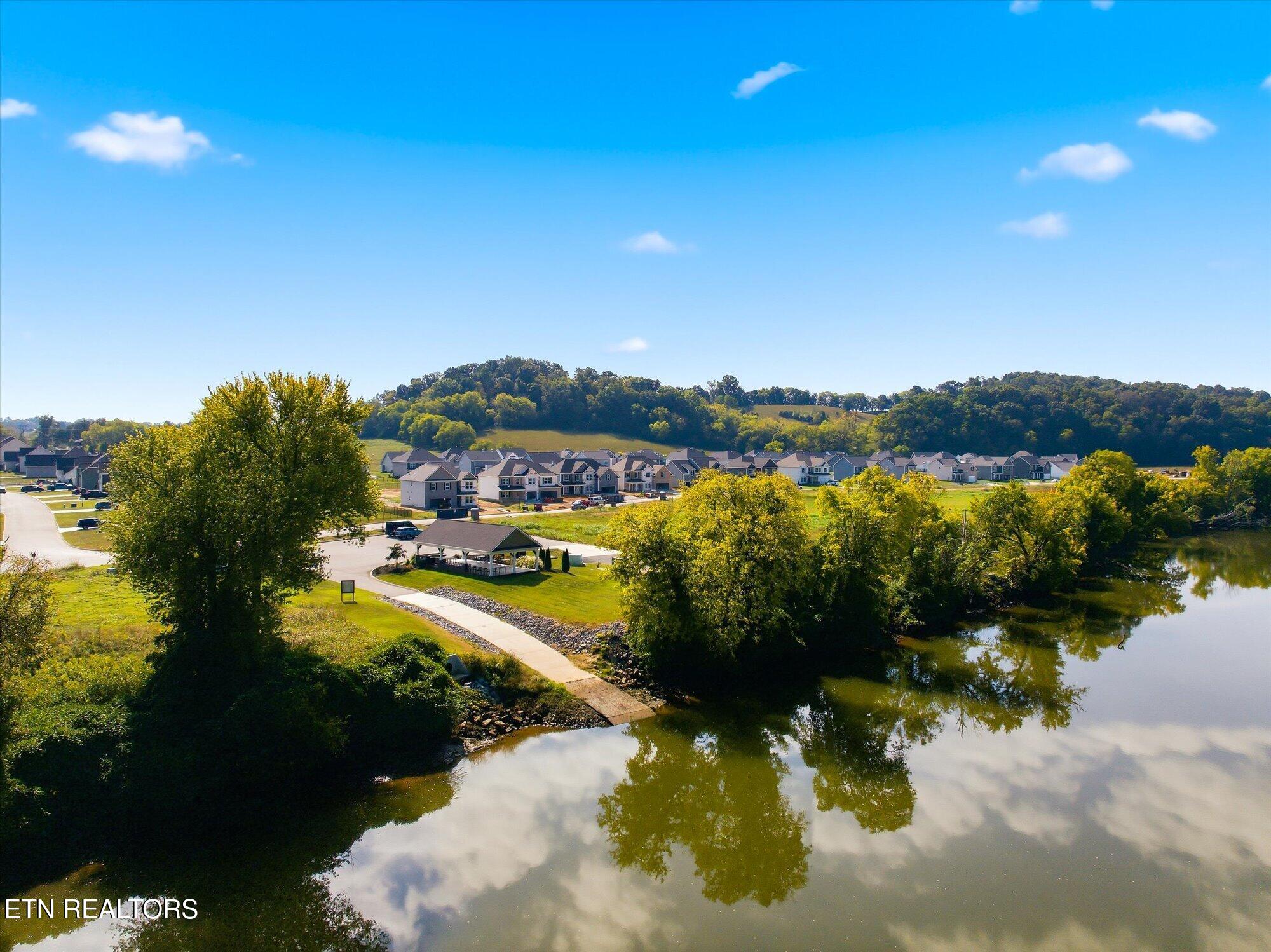 2162 Tributary Drive Sevierville TN 37876