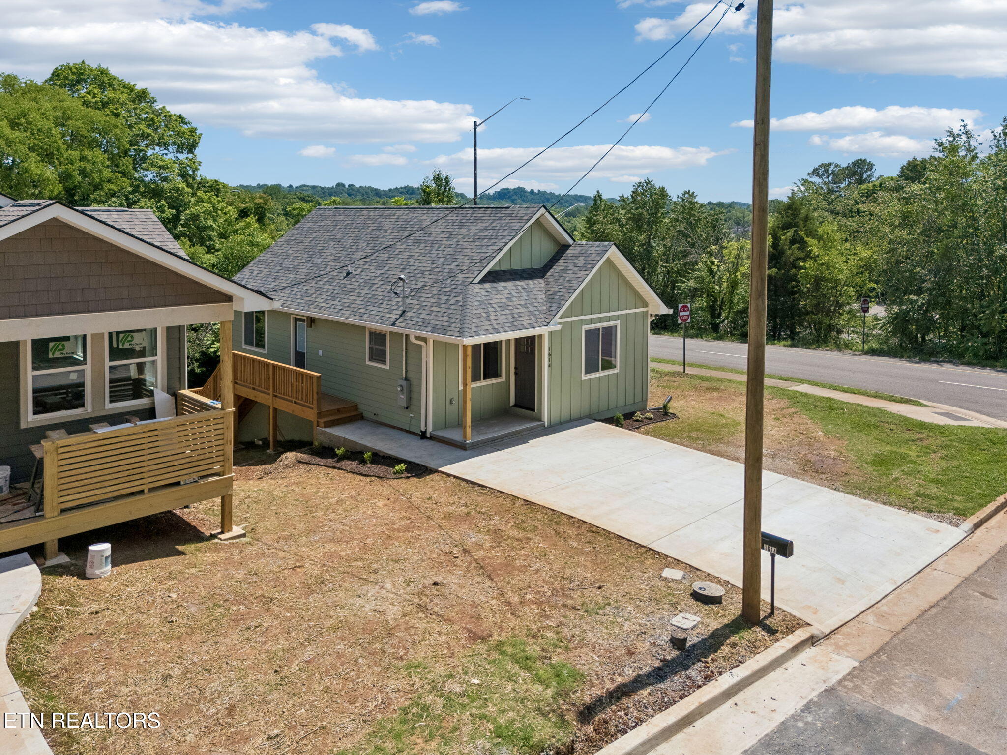 1614 Rugby Avenue Knoxville TN 37920