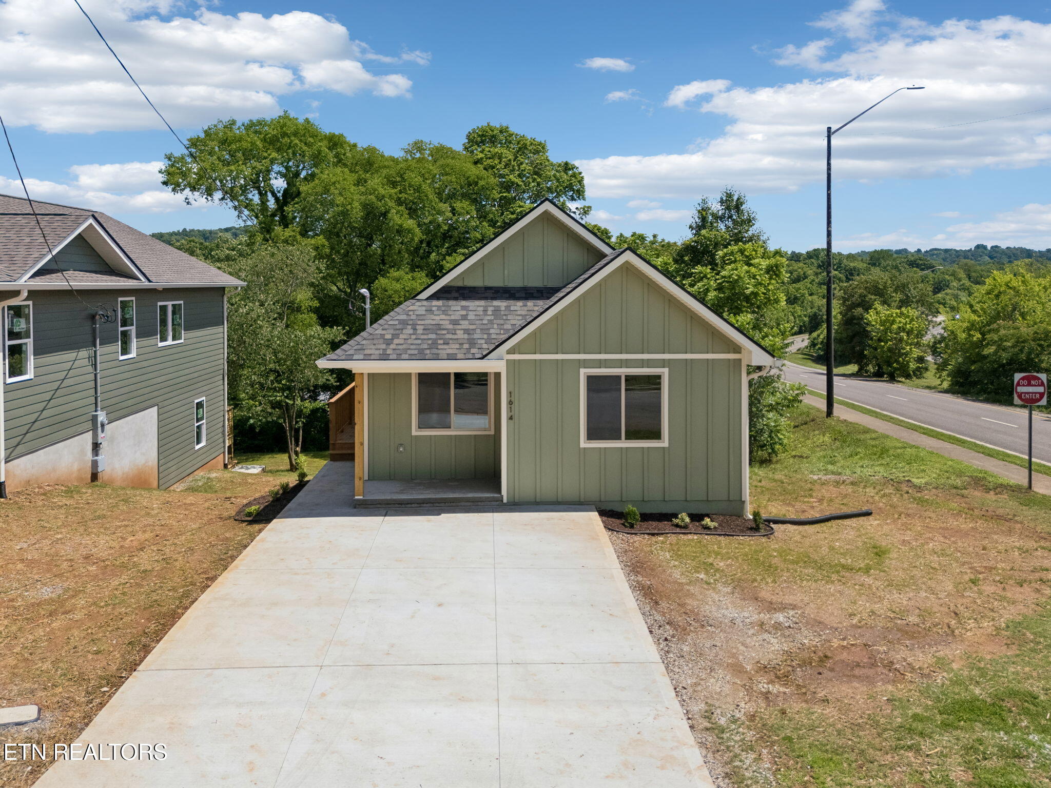 1614 Rugby Avenue Knoxville TN 37920