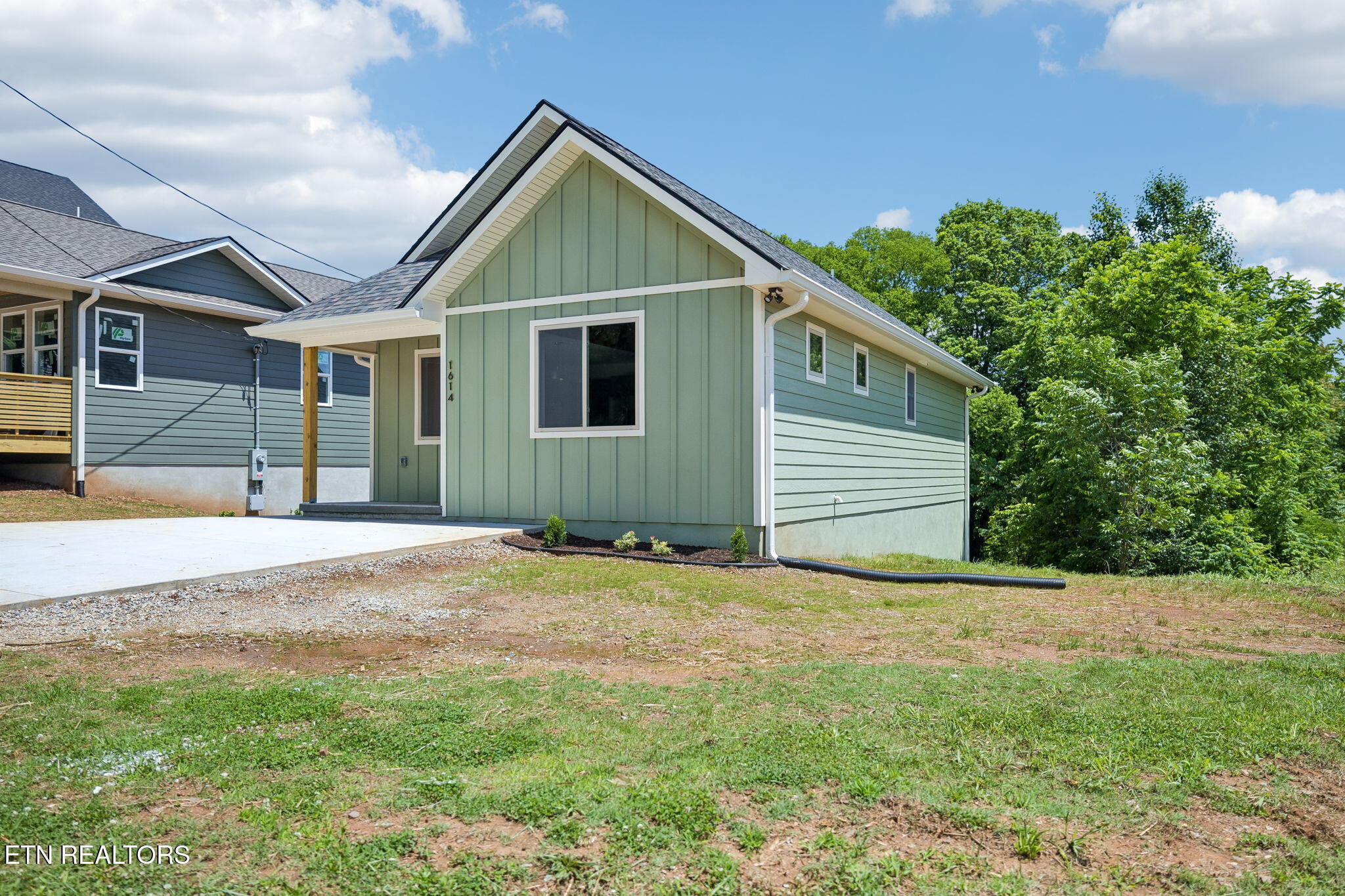 1614 Rugby Avenue Knoxville TN 37920