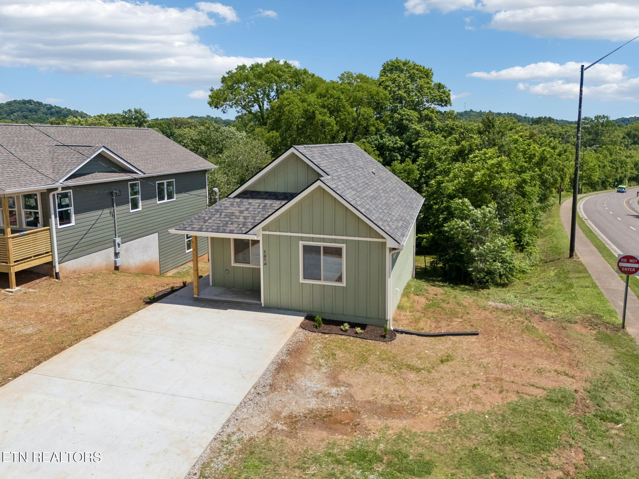 1614 Rugby Avenue Knoxville TN 37920