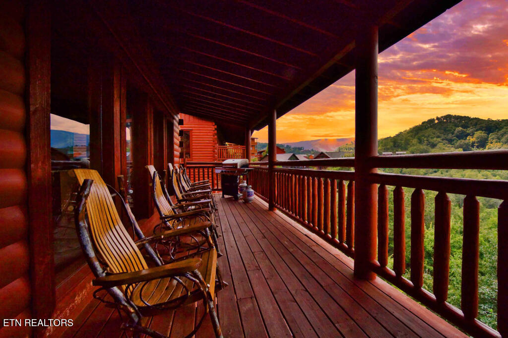 3266 Lonesome Pine Way Sevierville TN 37862