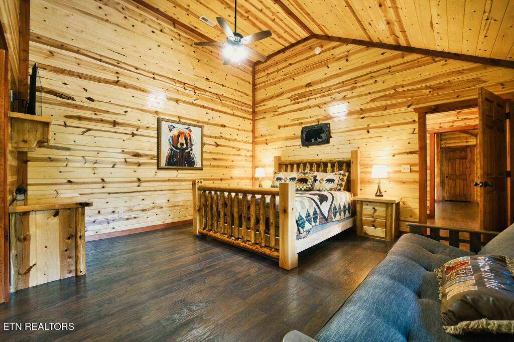 3266 Lonesome Pine Way Sevierville TN 37862