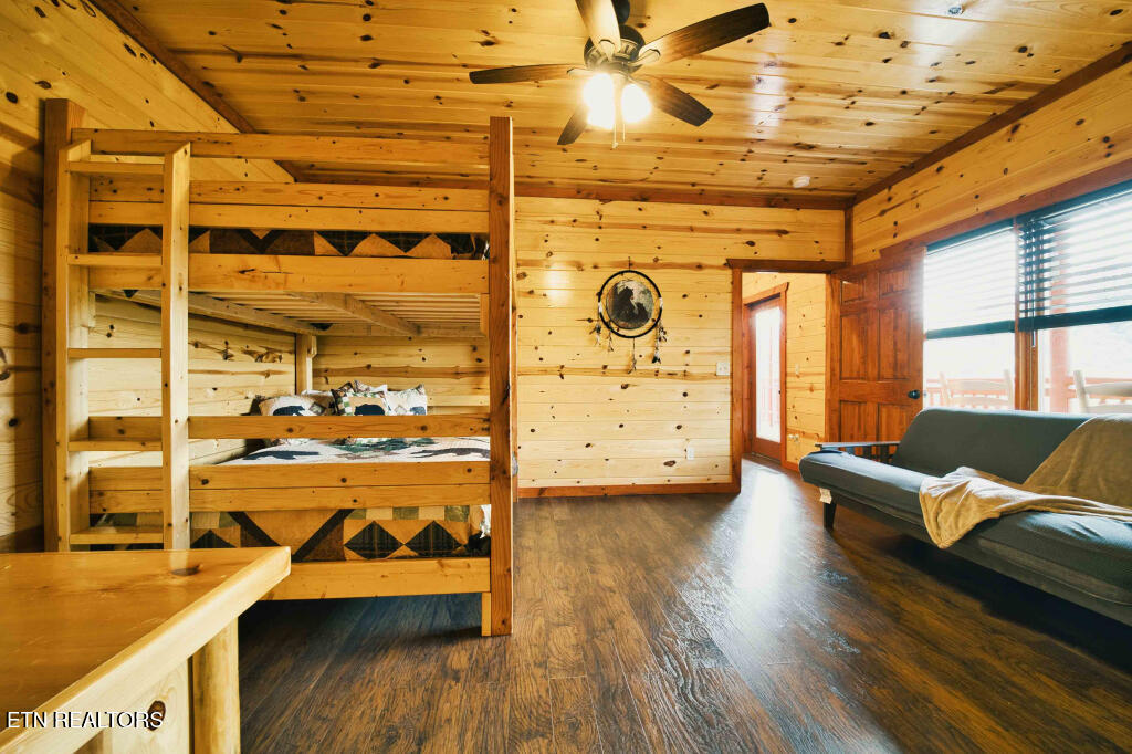 3266 Lonesome Pine Way Sevierville TN 37862