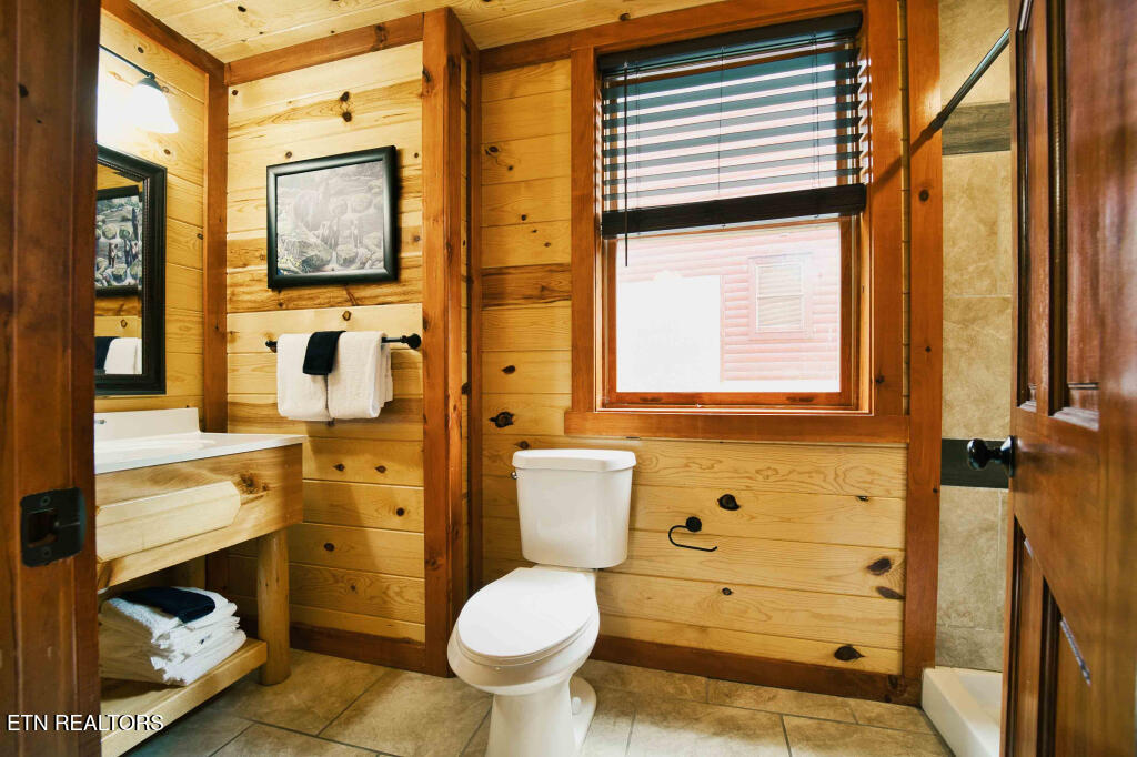 3266 Lonesome Pine Way Sevierville TN 37862