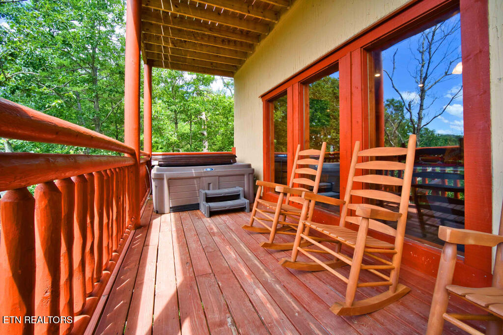 3266 Lonesome Pine Way Sevierville TN 37862