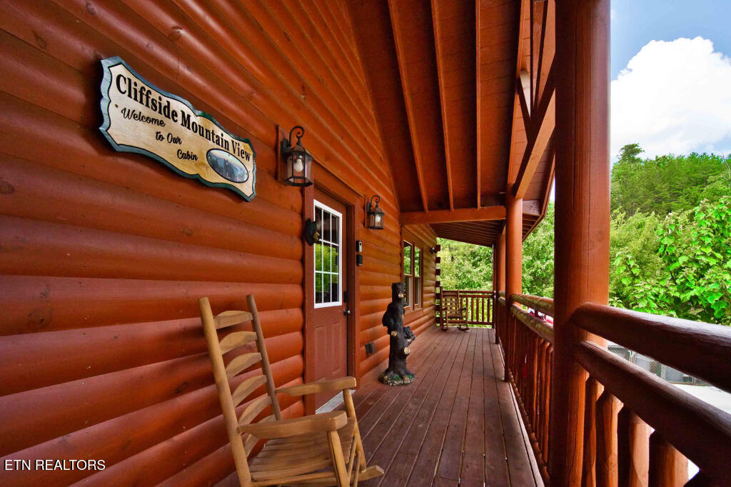 3266 Lonesome Pine Way Sevierville TN 37862
