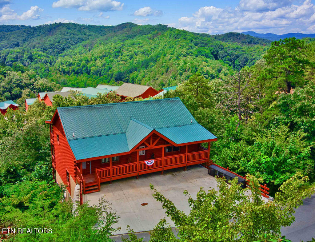 3266 Lonesome Pine Way Sevierville TN 37862