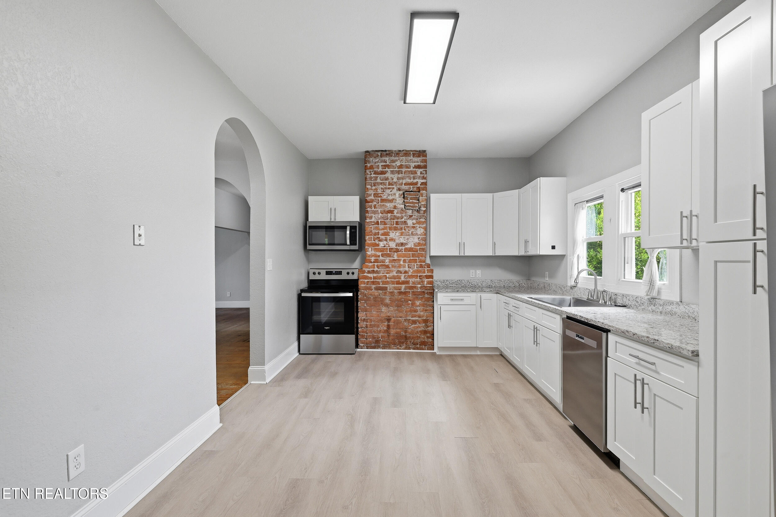 7805 Heiskell Road Powell TN 37849