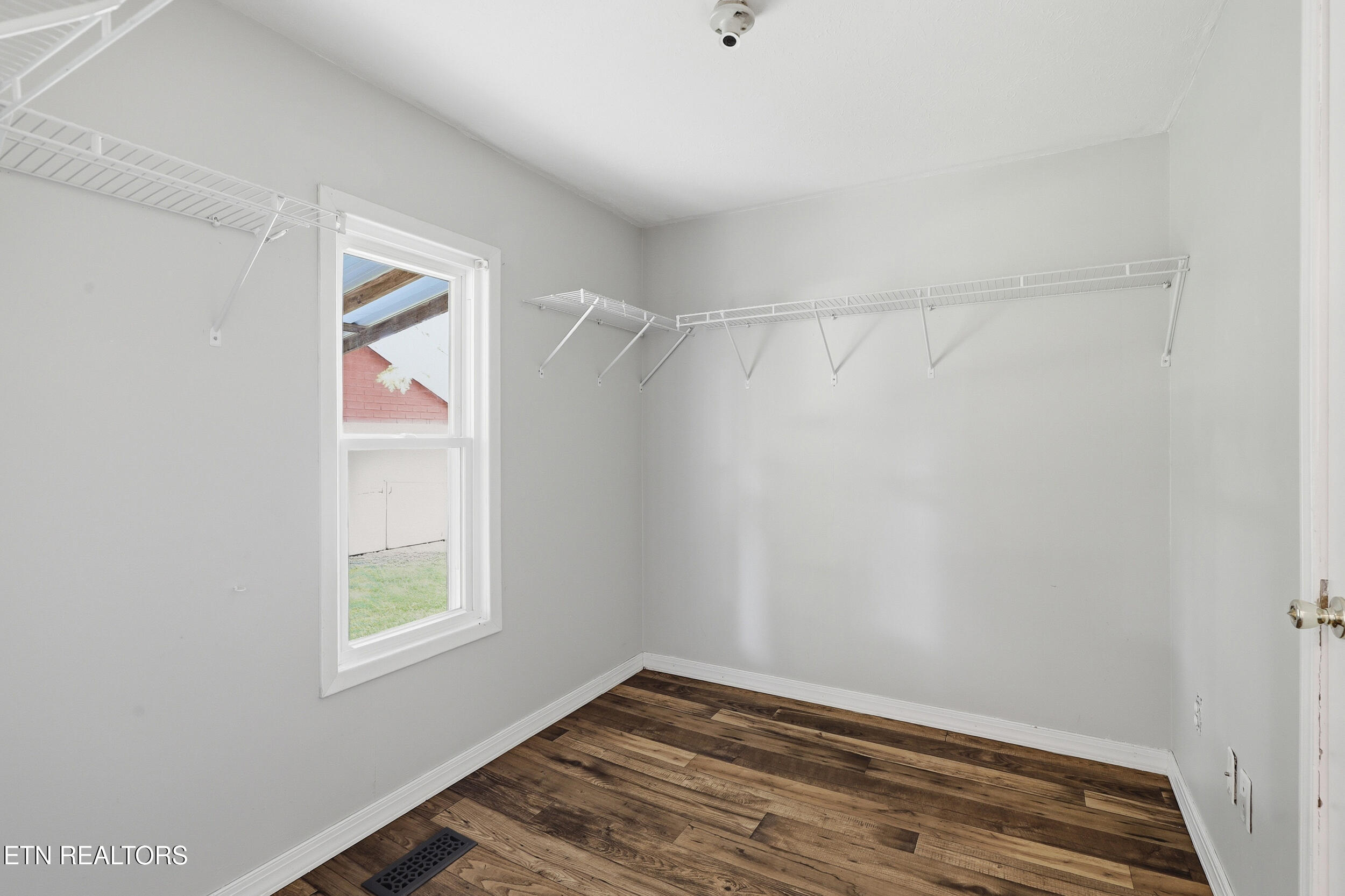 7805 Heiskell Road Powell TN 37849