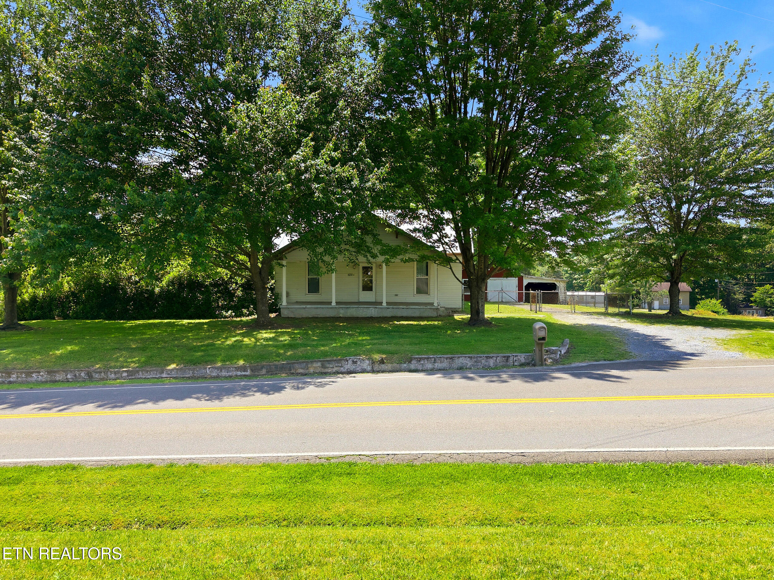 7805 Heiskell Road Powell TN 37849