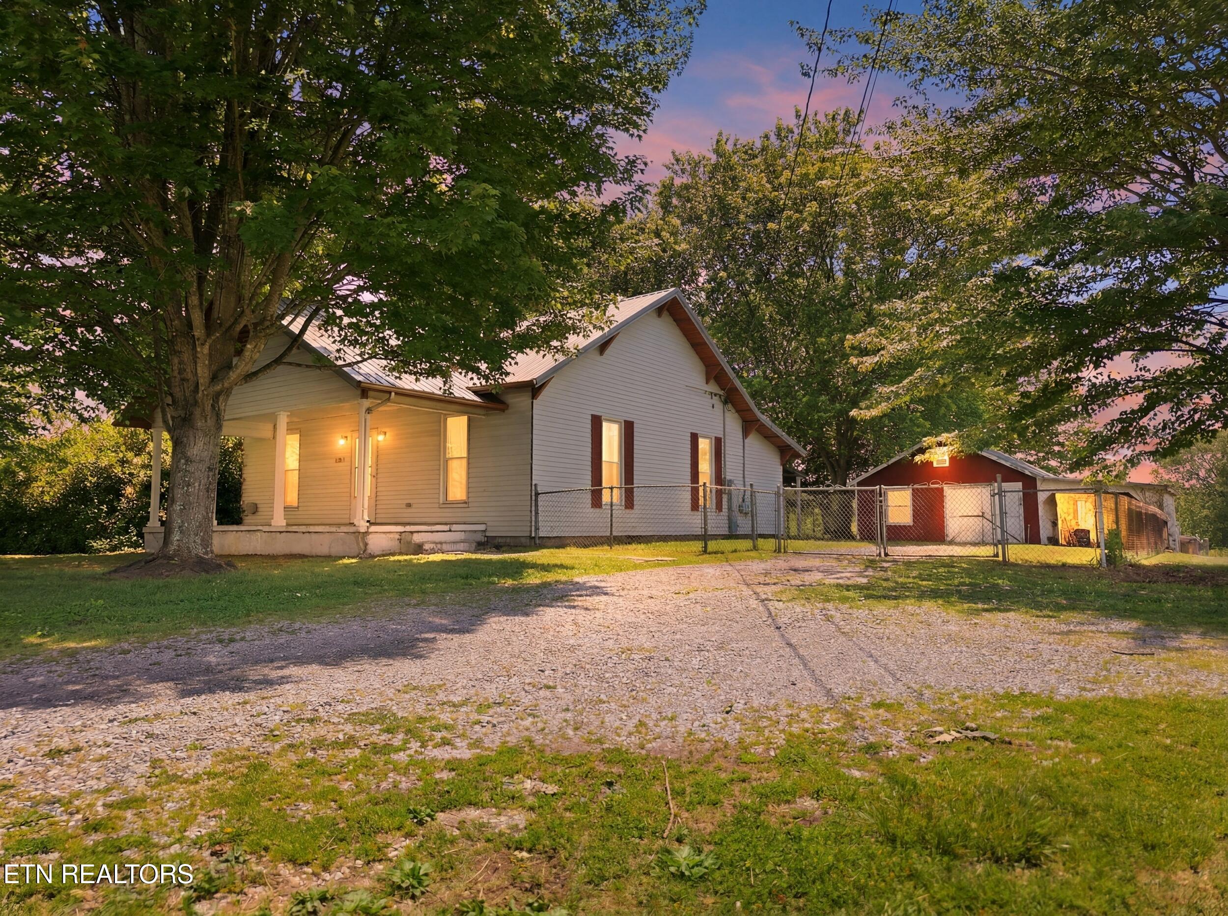 7805 Heiskell Road Powell TN 37849