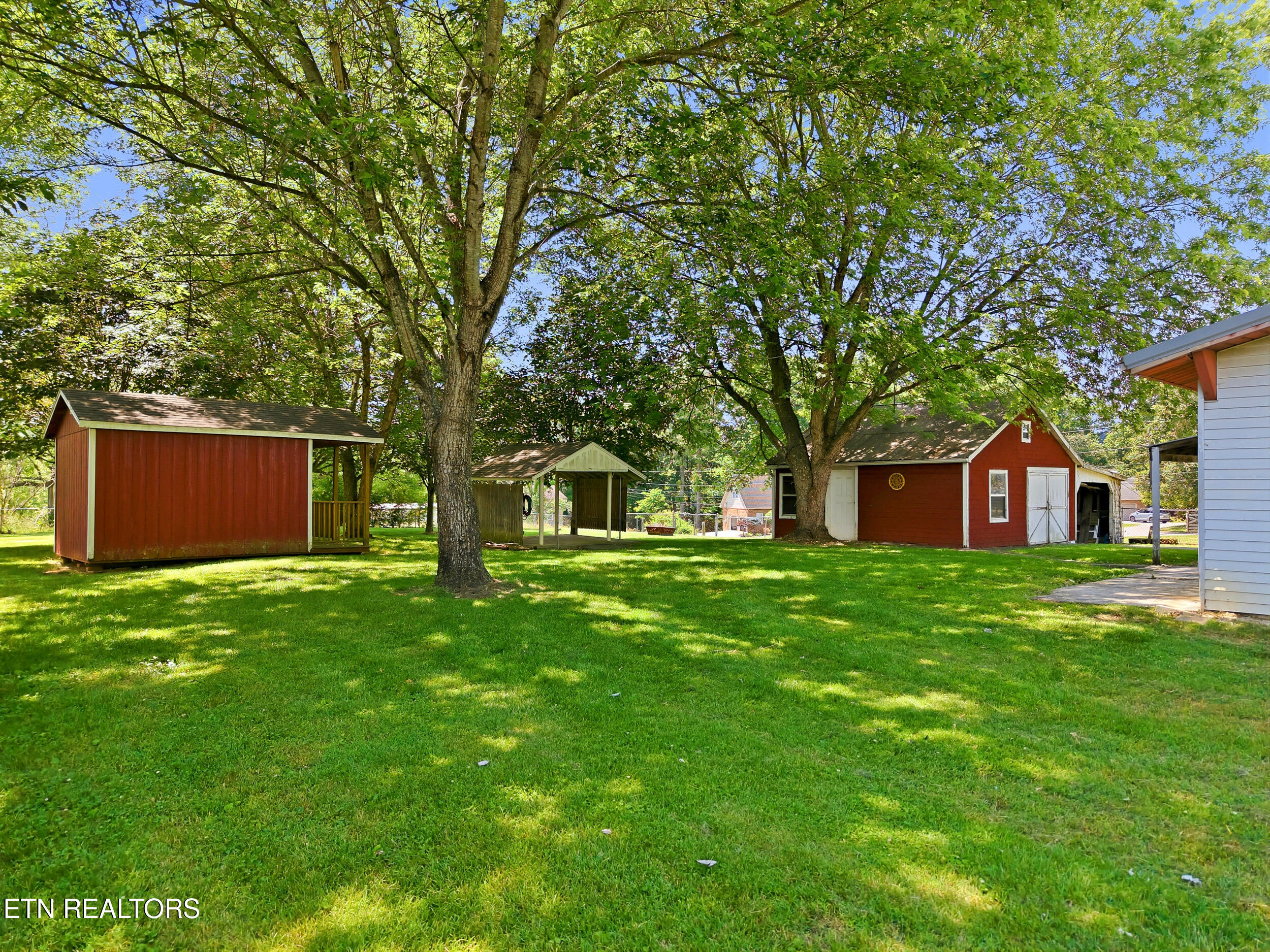 7805 Heiskell Road Powell TN 37849