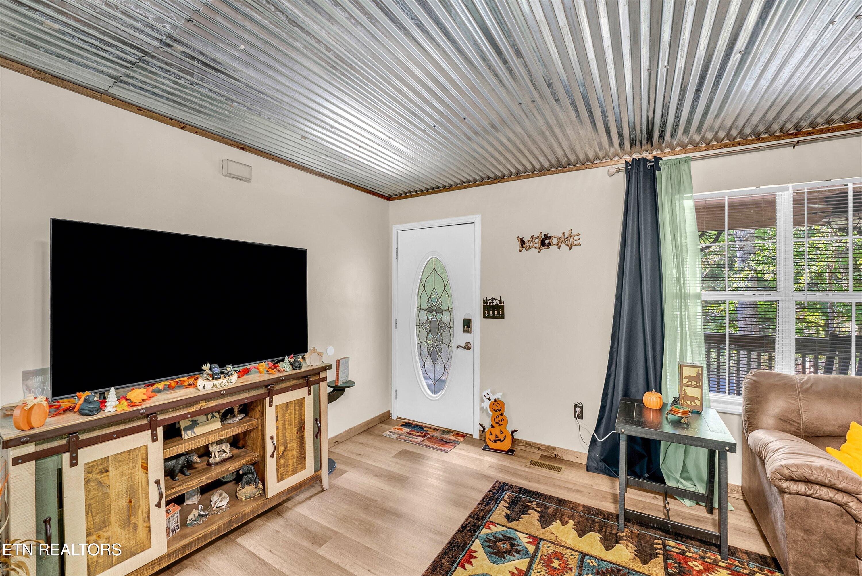 1408 Alpine Drive Sevierville TN 37876
