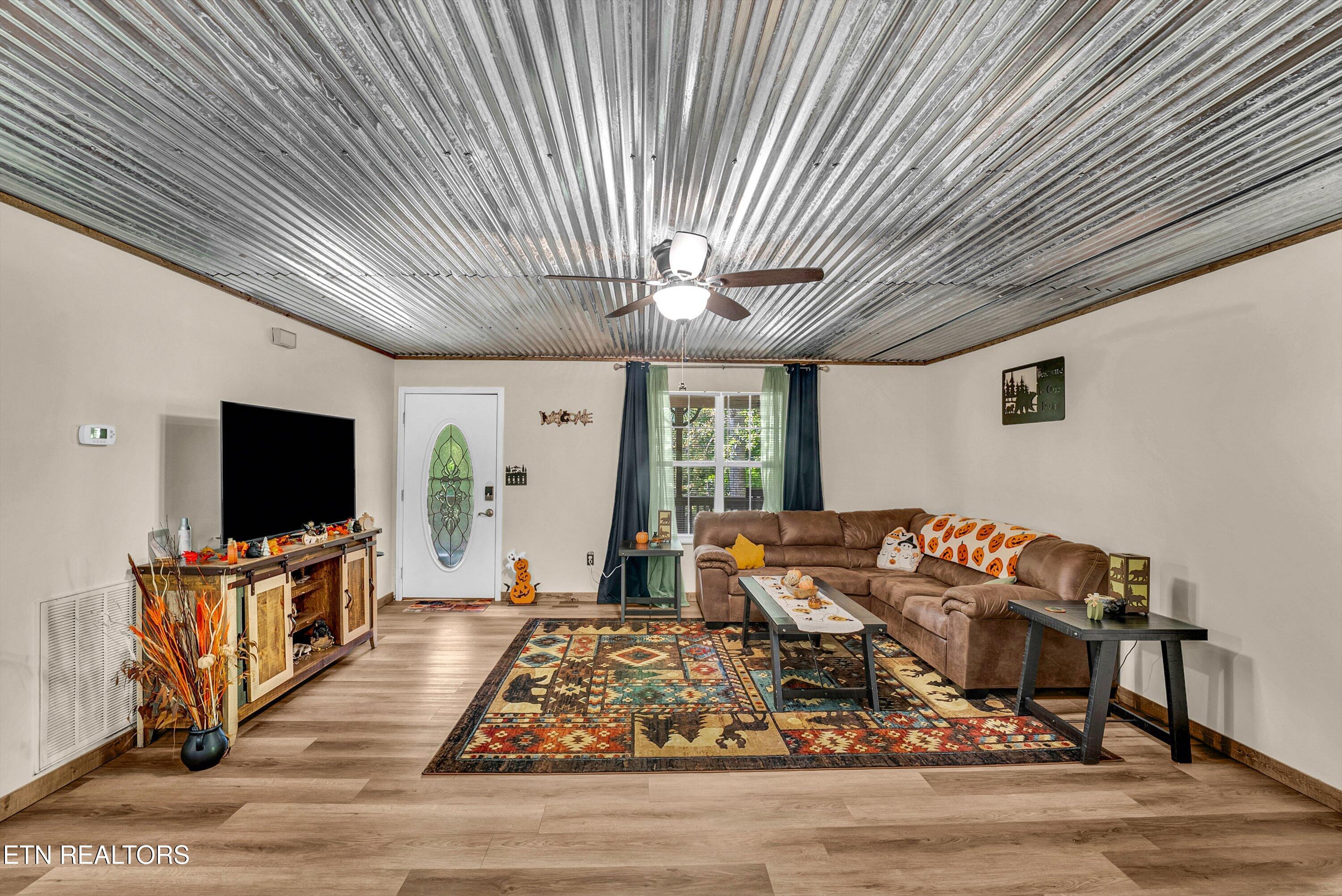 1408 Alpine Drive Sevierville TN 37876