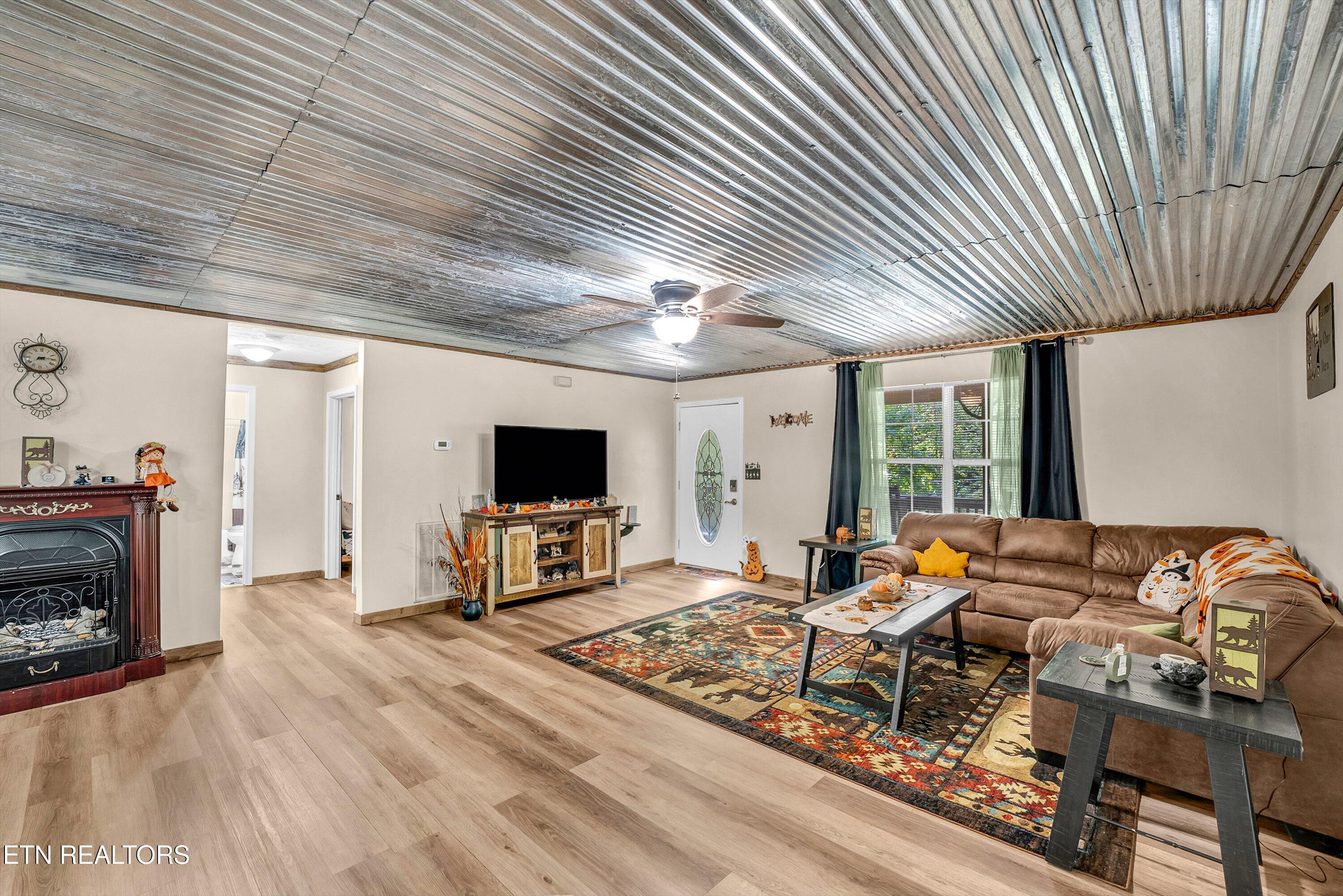 1408 Alpine Drive Sevierville TN 37876