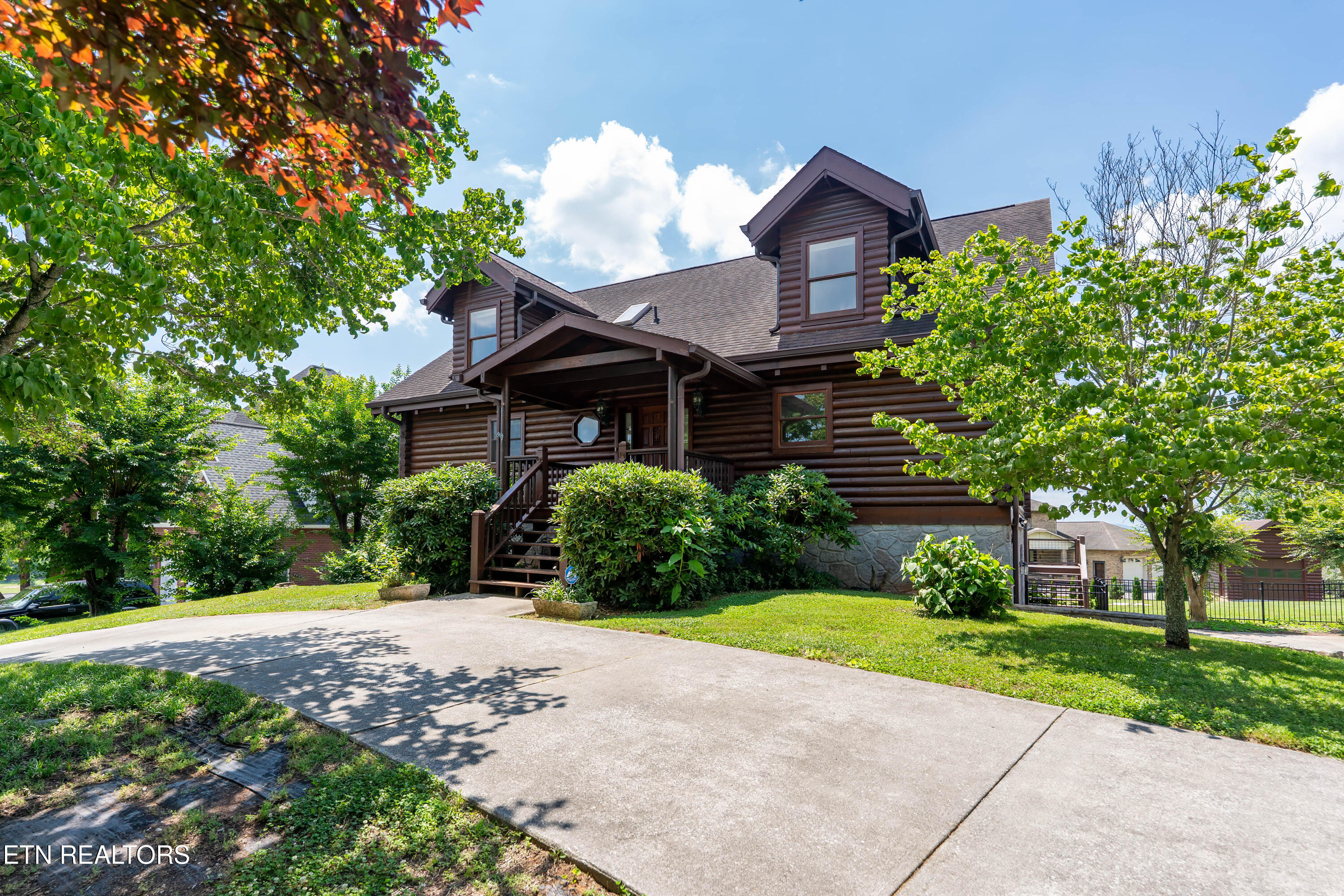1163 Country Club Road Dandridge TN 37725