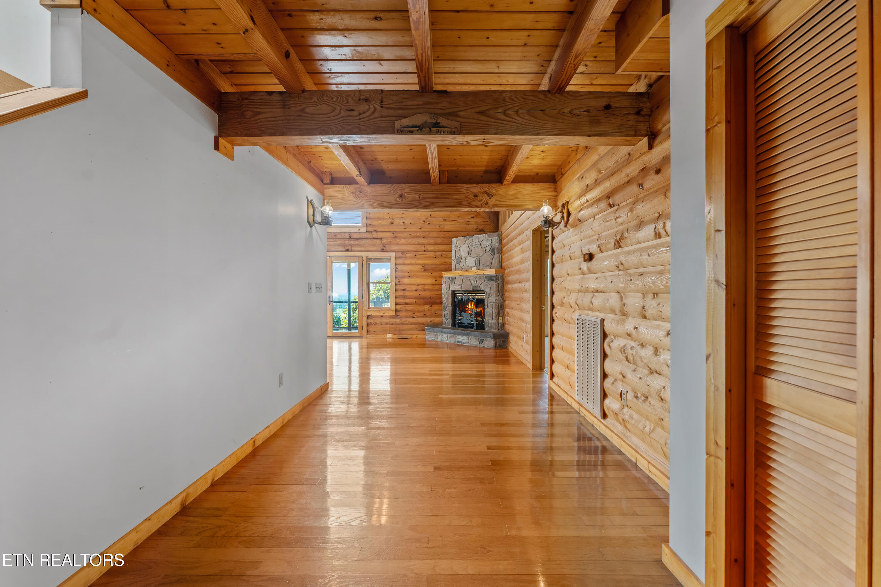 1163 Country Club Road Dandridge TN 37725