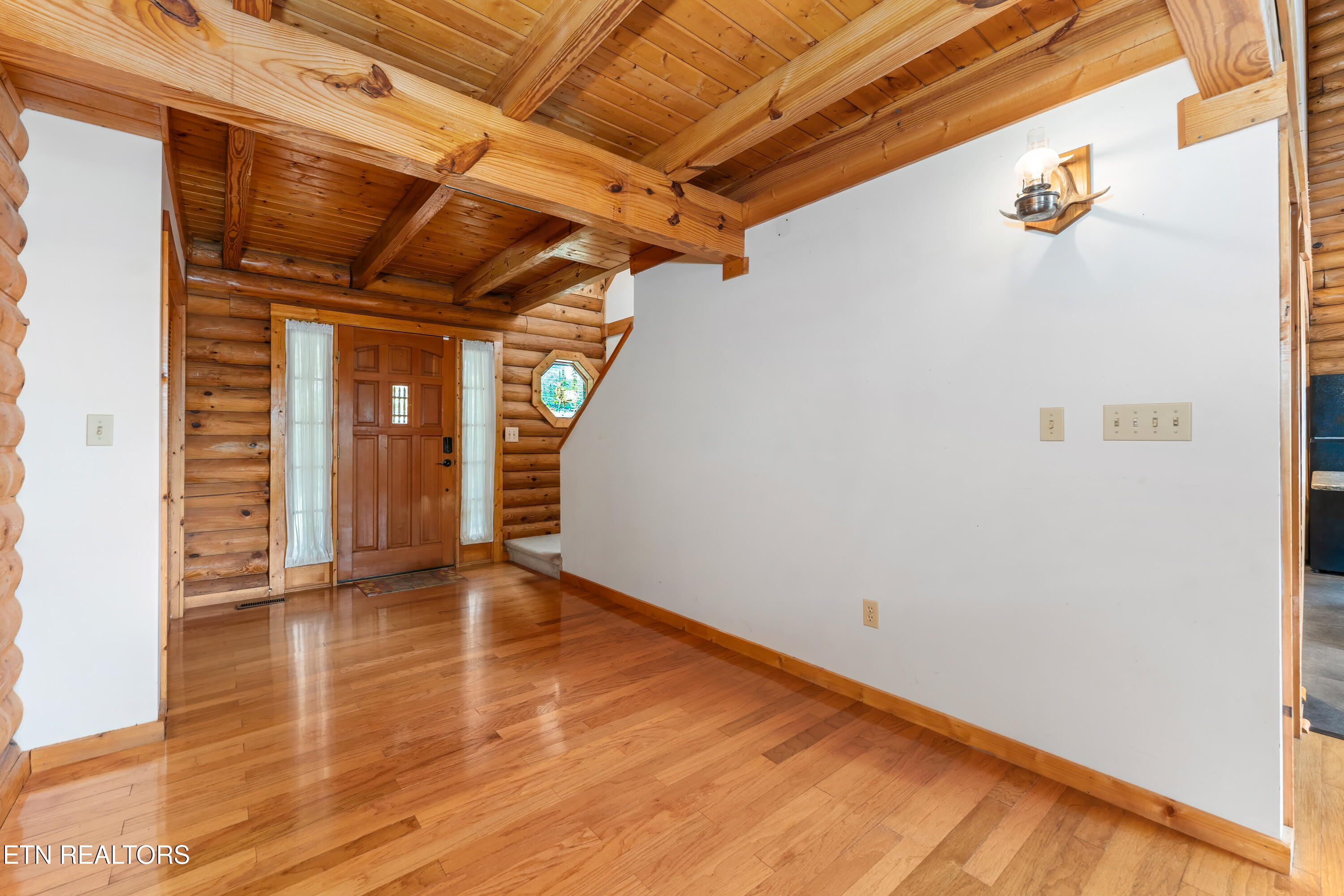 1163 Country Club Road Dandridge TN 37725