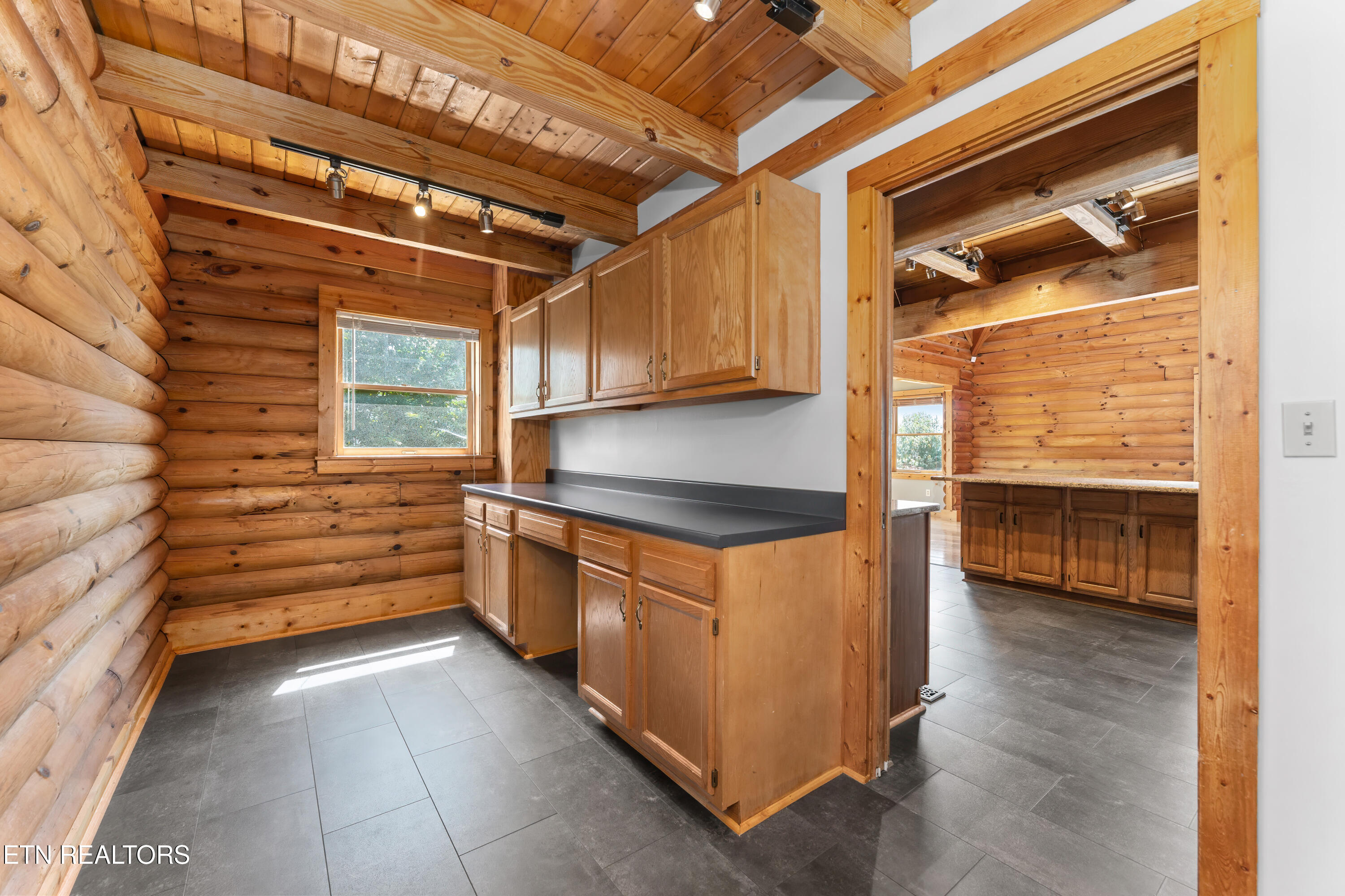 1163 Country Club Road Dandridge TN 37725