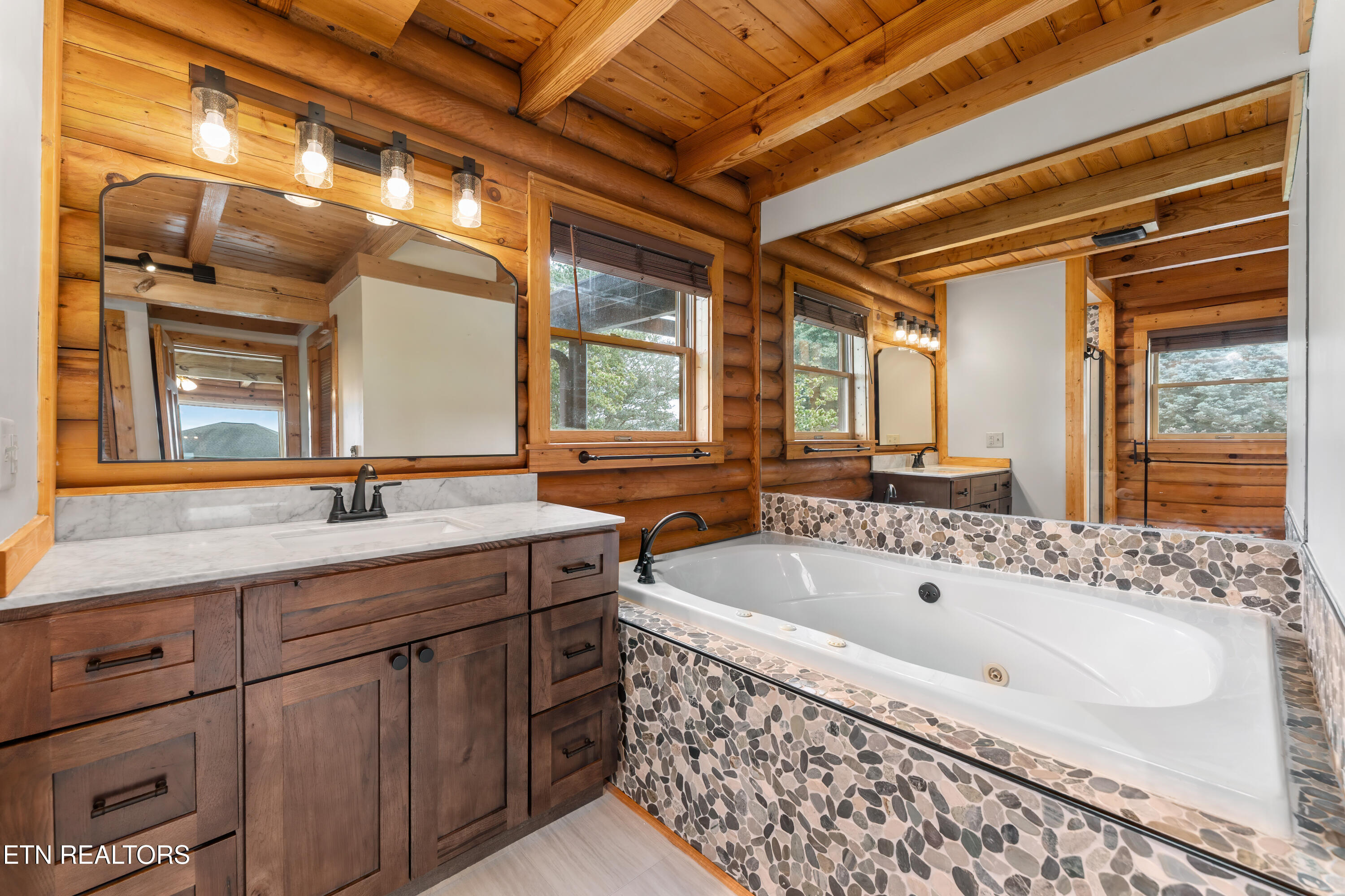 1163 Country Club Road Dandridge TN 37725