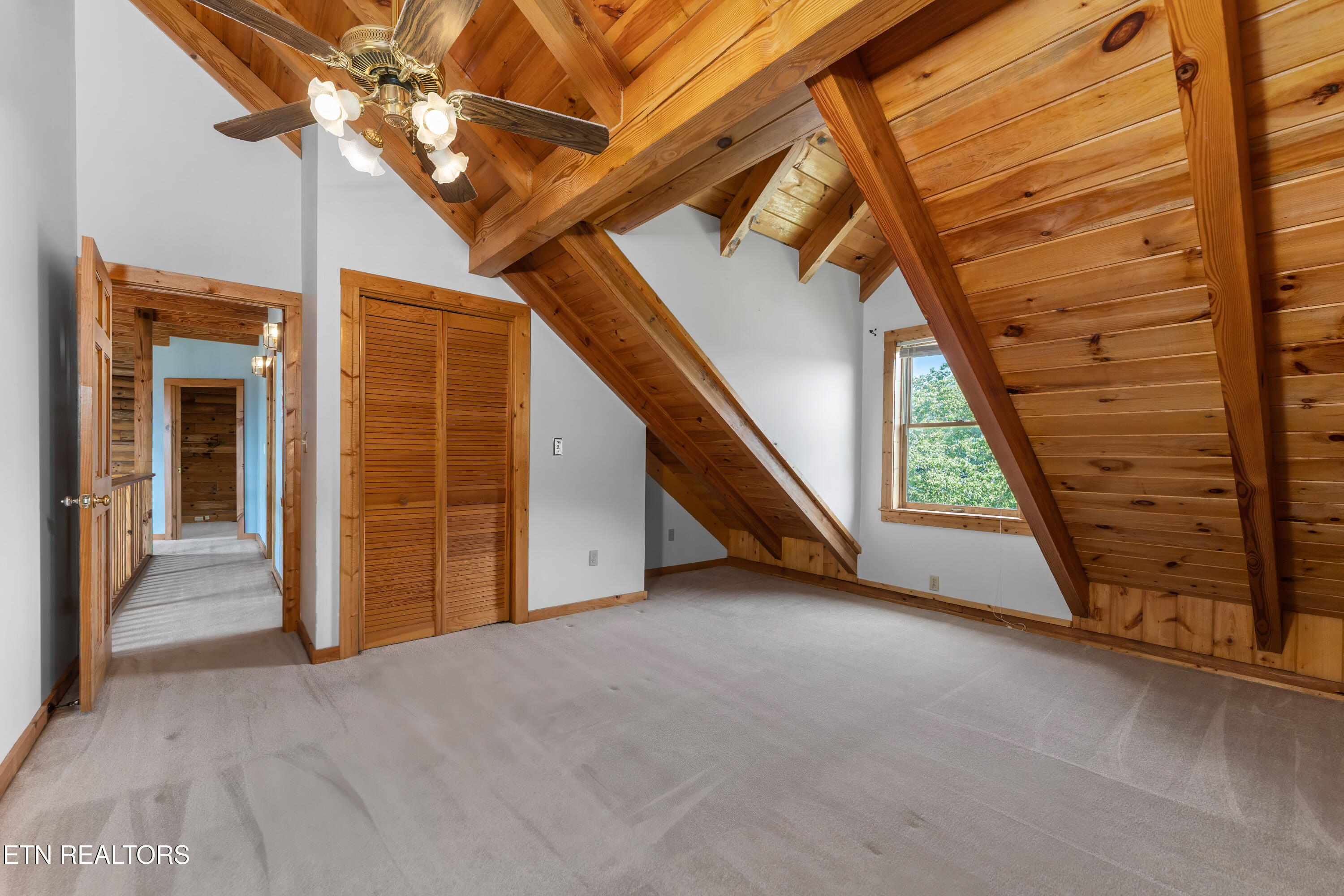 1163 Country Club Road Dandridge TN 37725