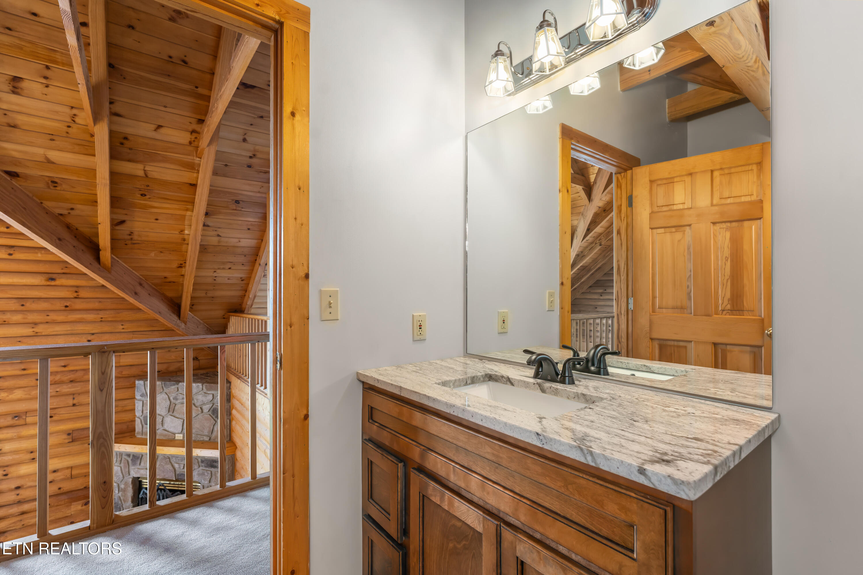 1163 Country Club Road Dandridge TN 37725