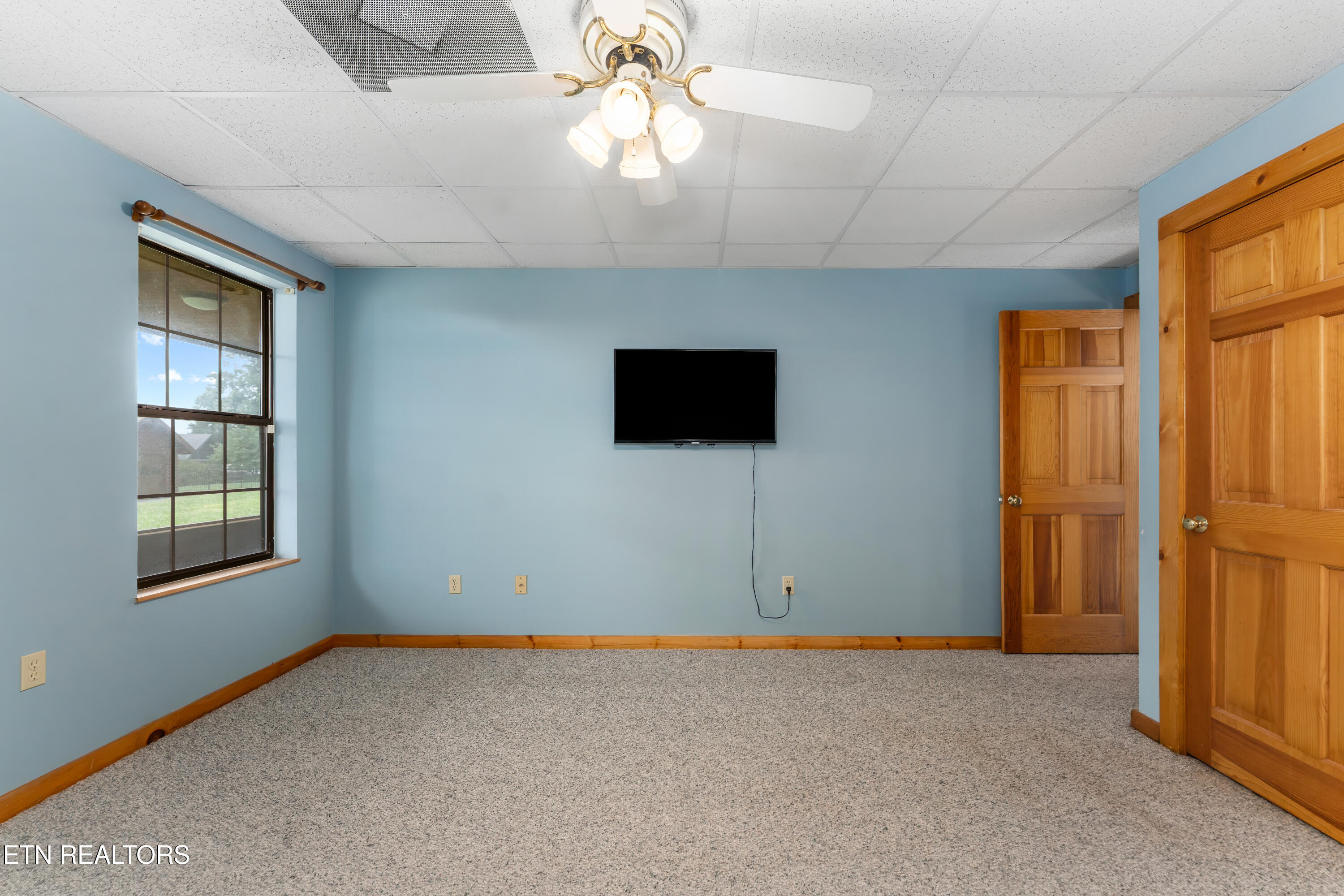 1163 Country Club Road Dandridge TN 37725