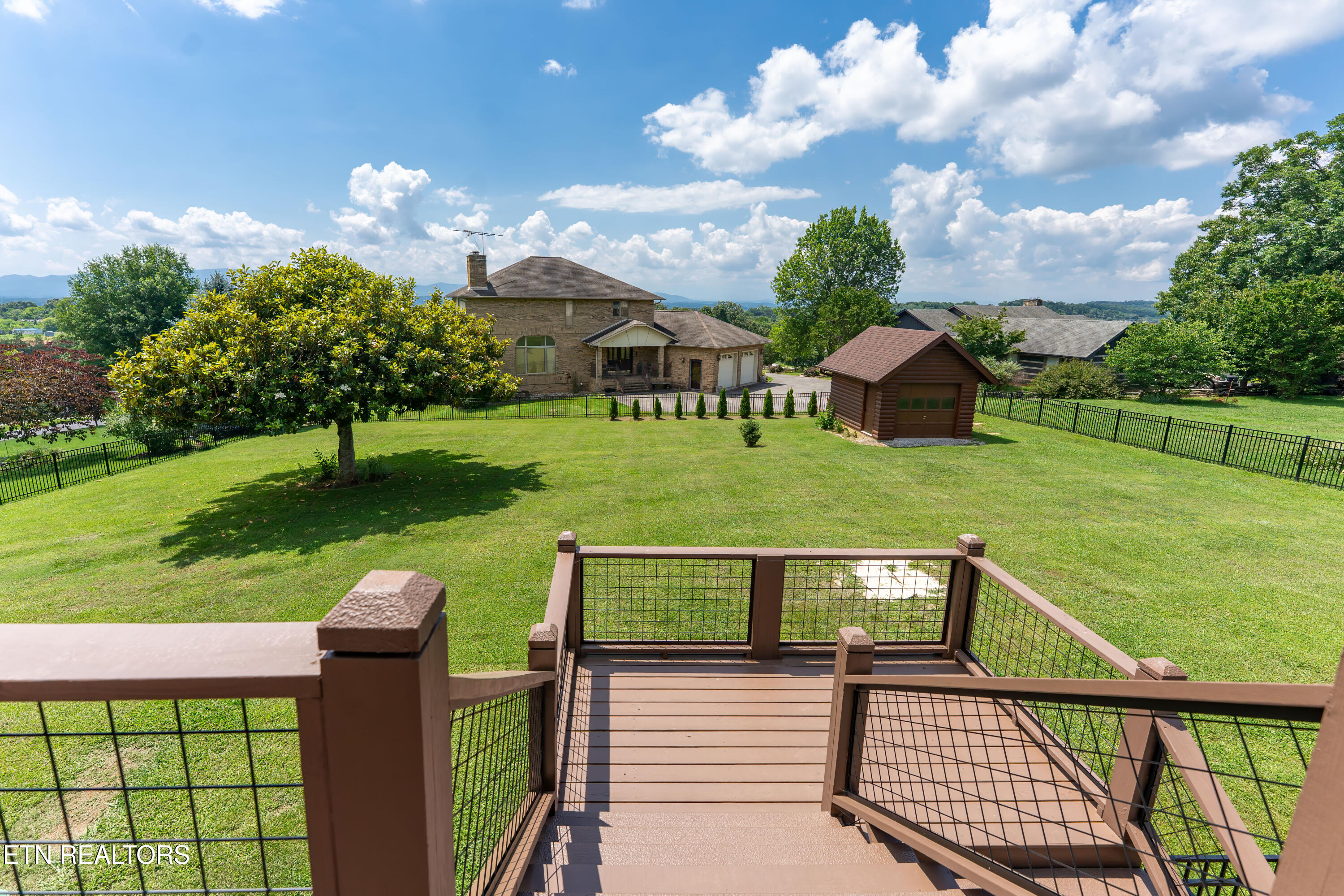 1163 Country Club Road Dandridge TN 37725