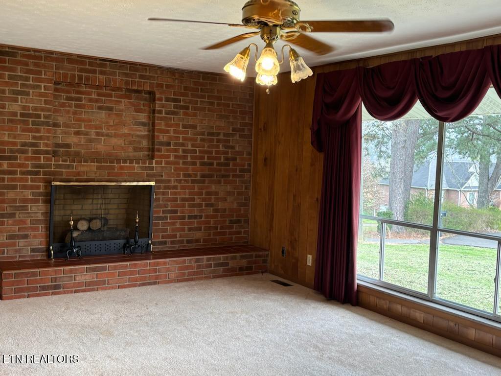 211 N Riverview Circle Sevierville TN 37862