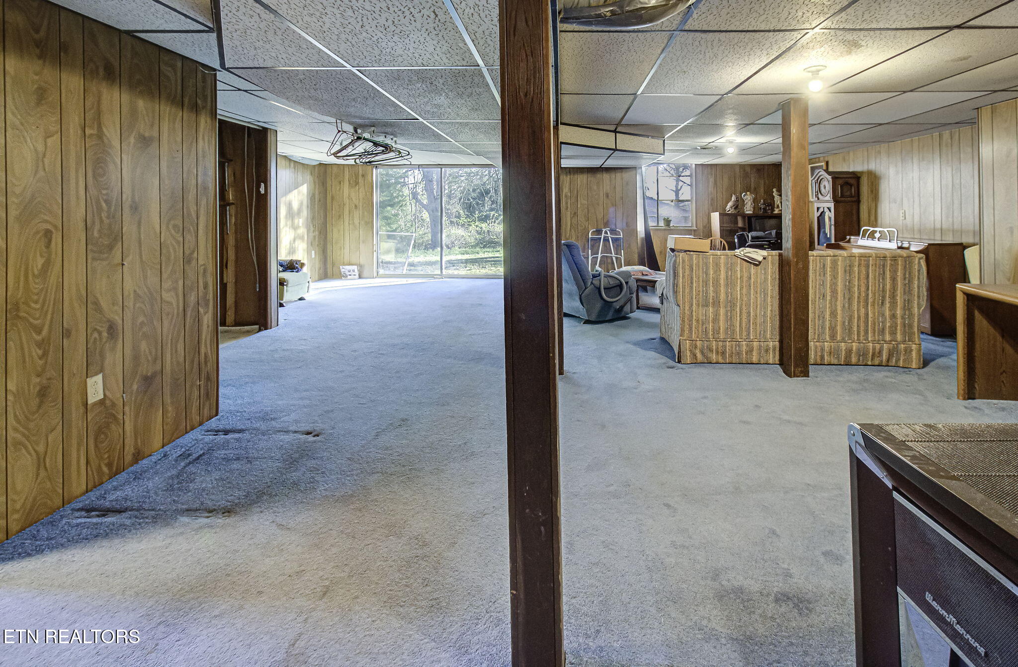 211 N Riverview Circle Sevierville TN 37862