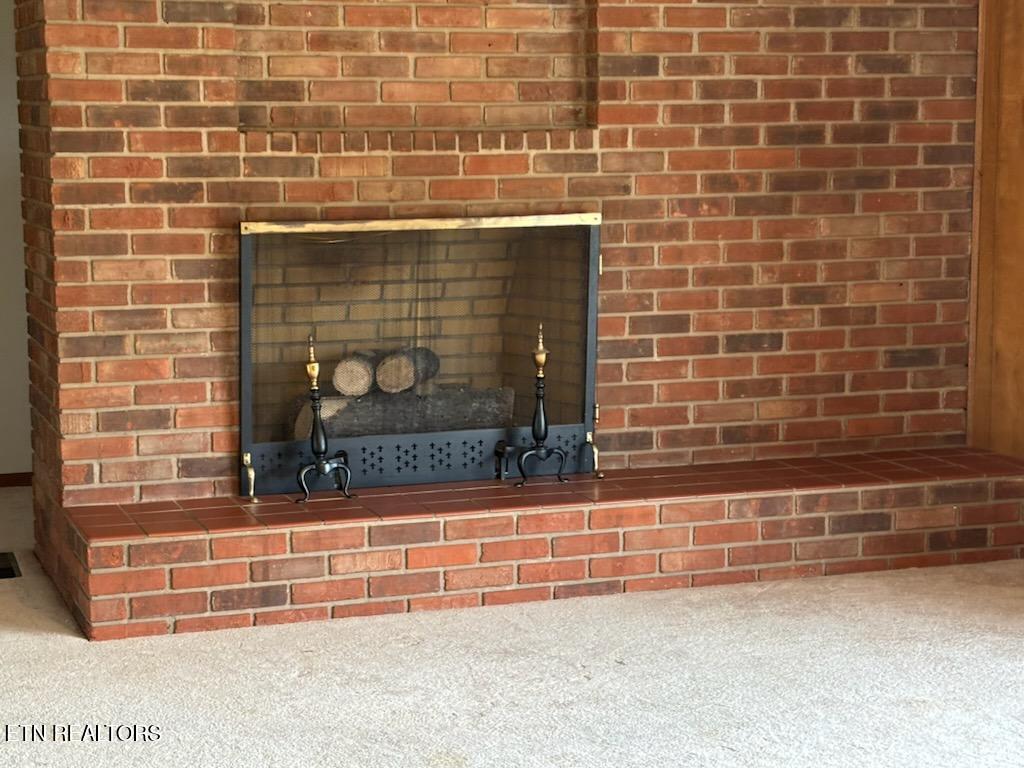 211 N Riverview Circle Sevierville TN 37862