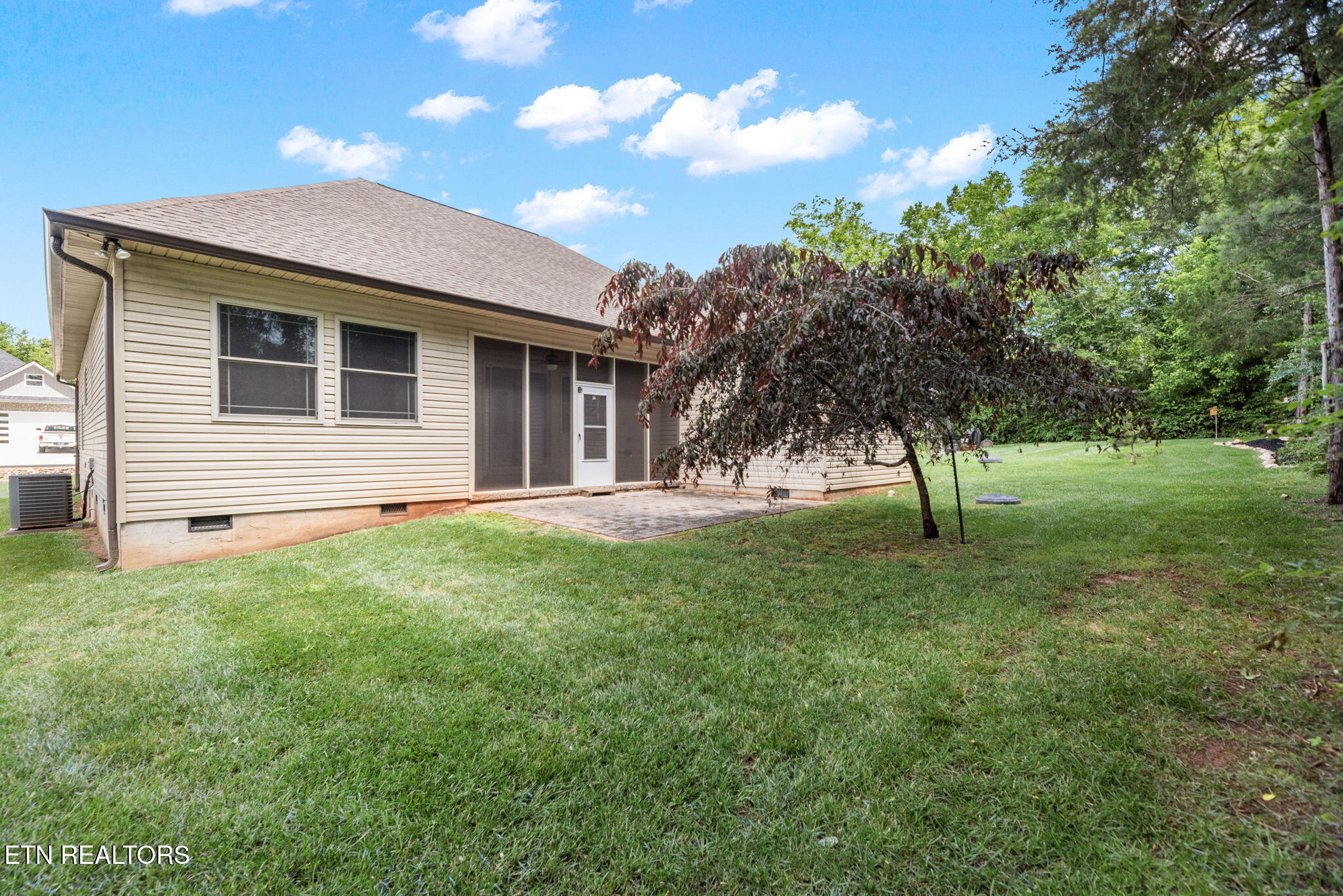 115 Tsuhdatsi Way Loudon TN 37774