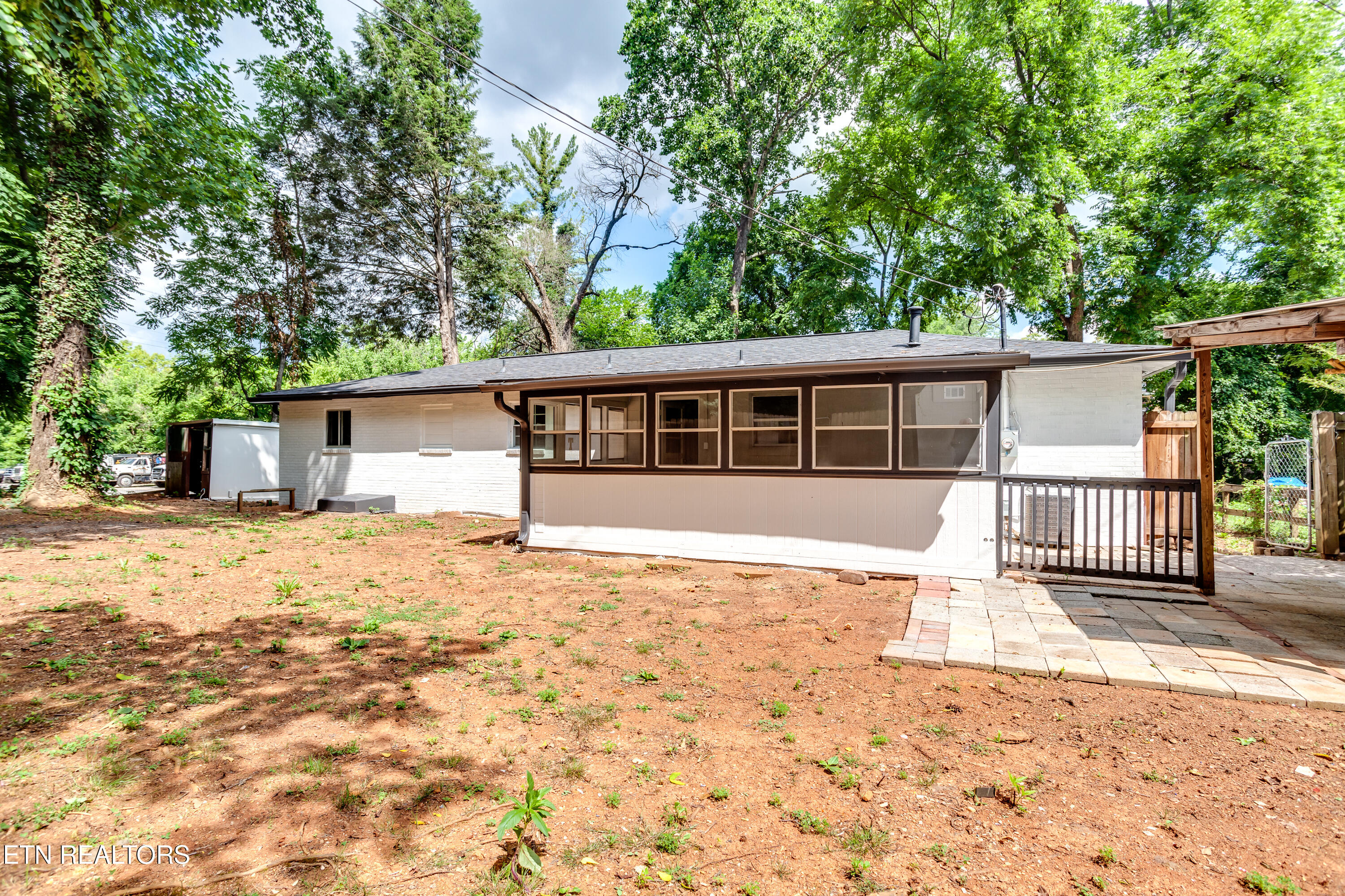 2316 W Patrick Avenue Maryville TN 37804