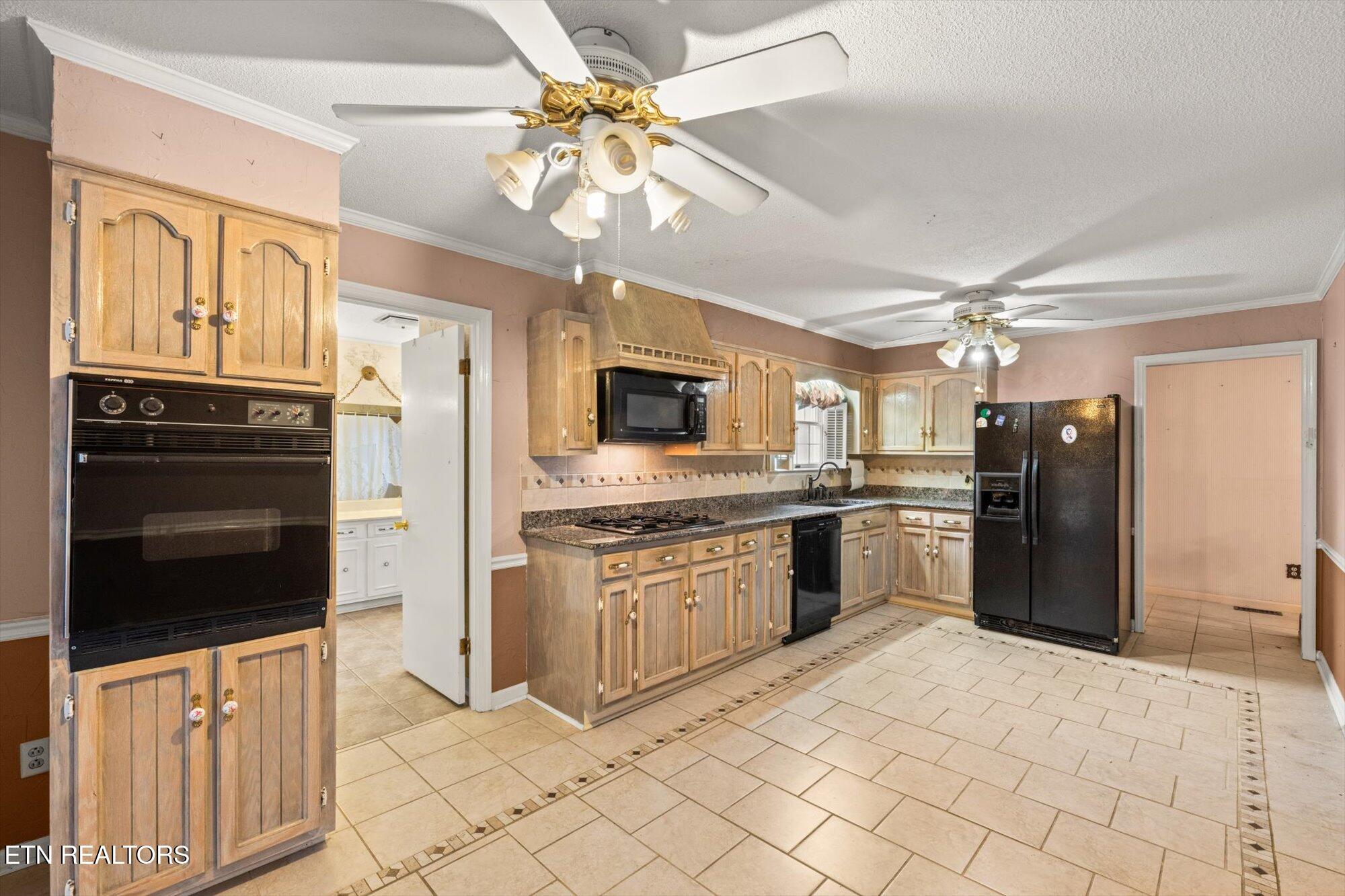 1756 County Road 700 Riceville TN 37370