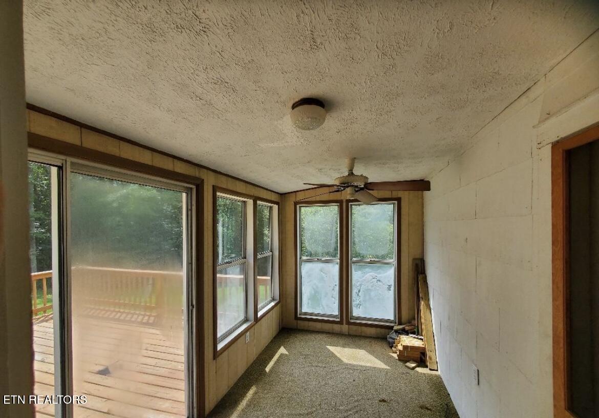 342 Vine Avenue Oneida TN 37841