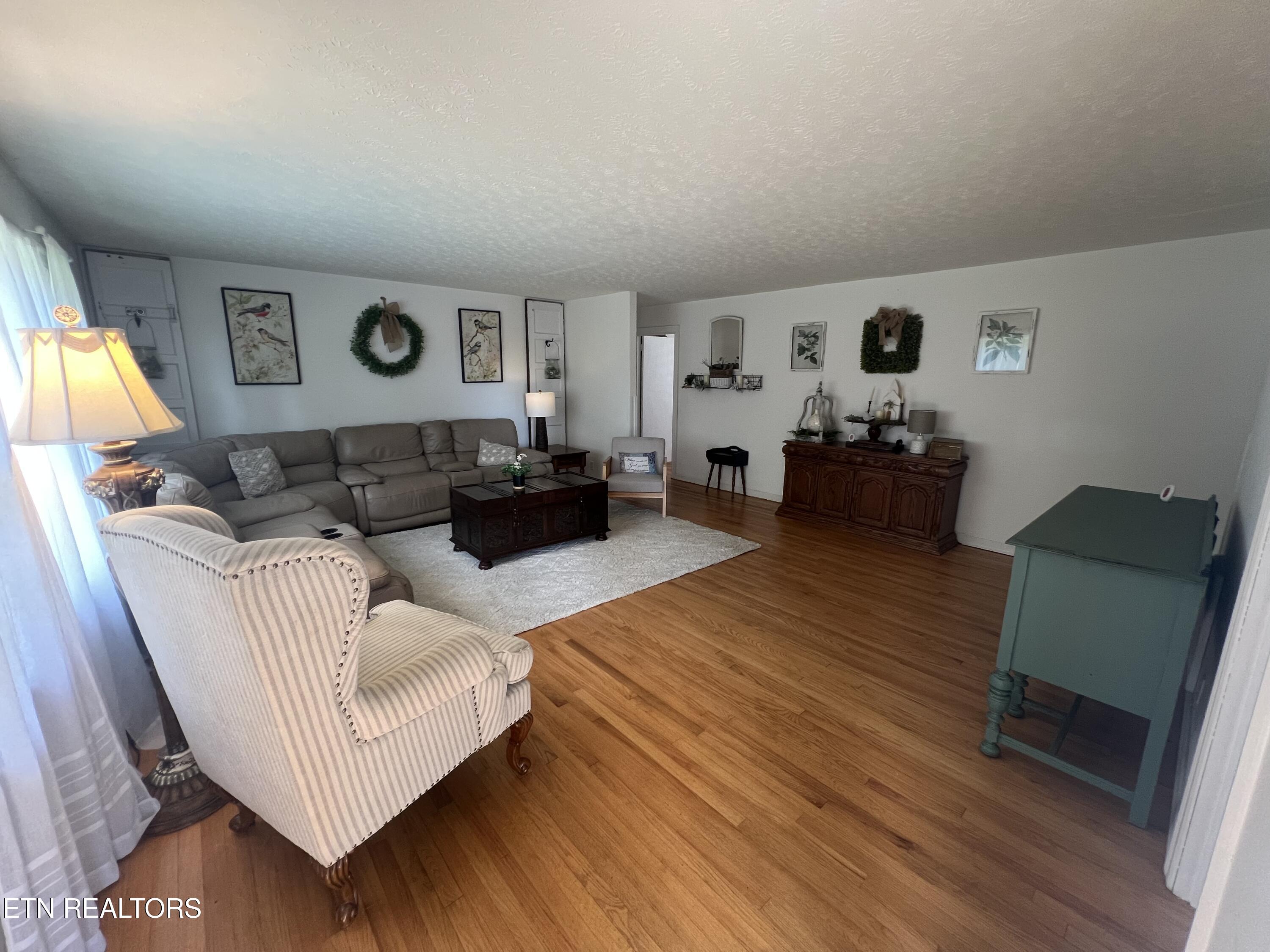 342 Vine Avenue Oneida TN 37841