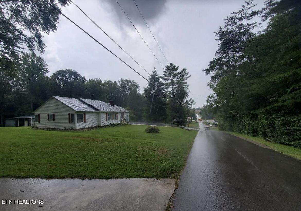 342 Vine Avenue Oneida TN 37841