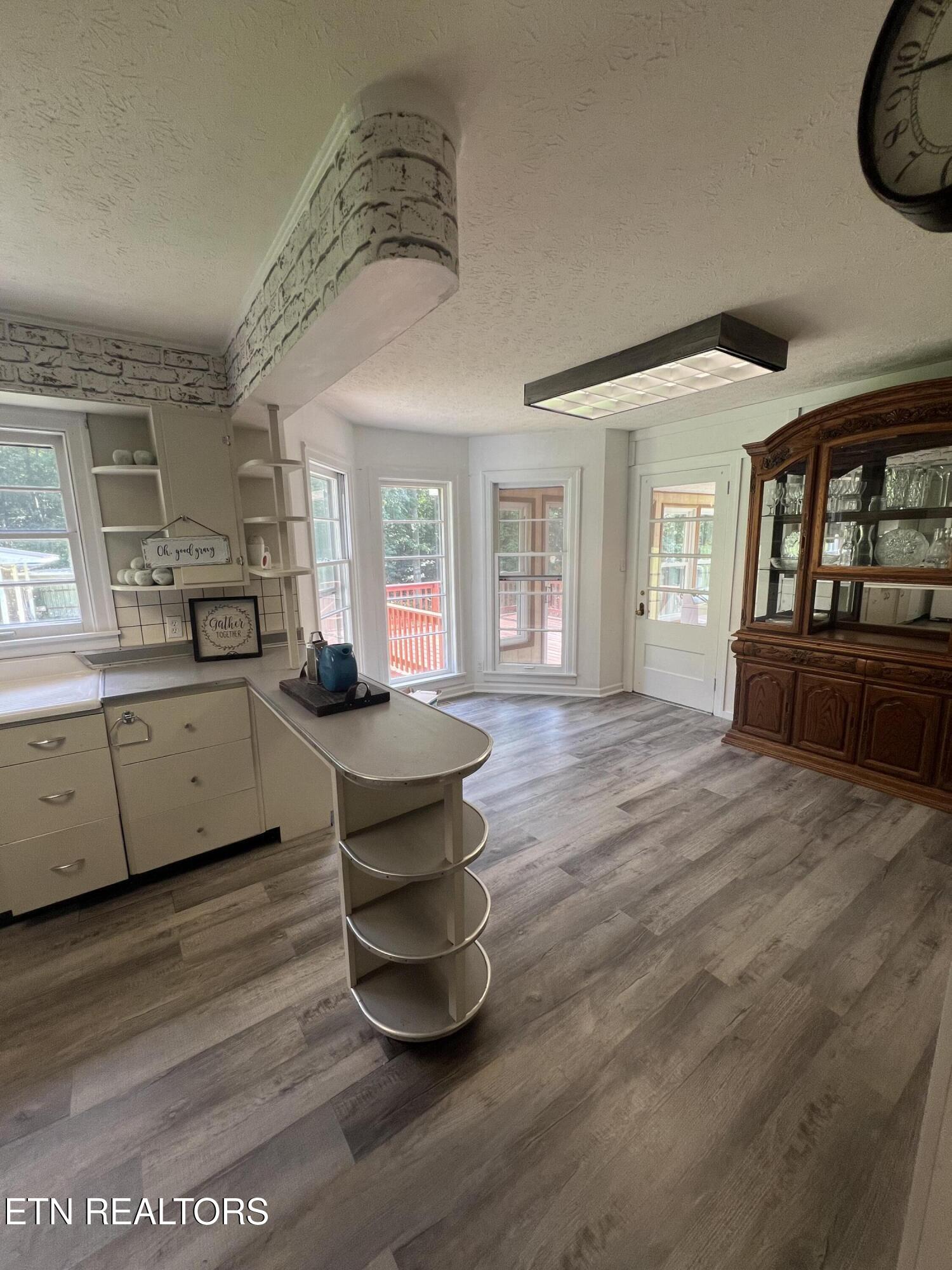 342 Vine Avenue Oneida TN 37841