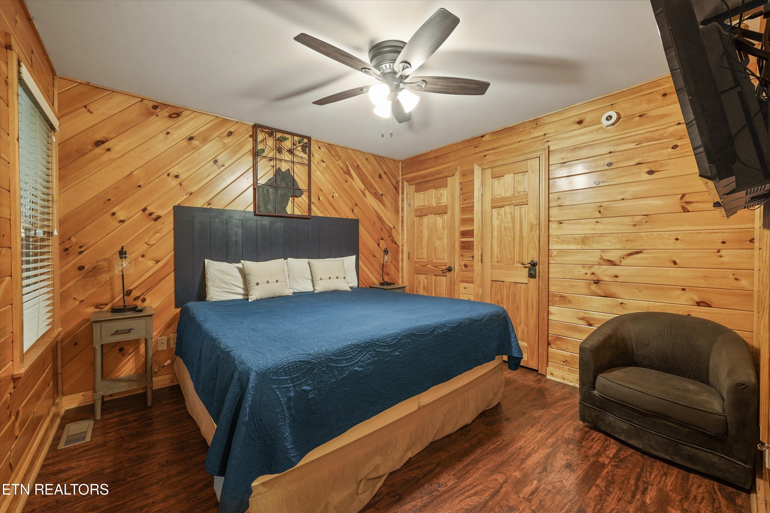 1713 Oakridge View Lane Sevierville TN 37876