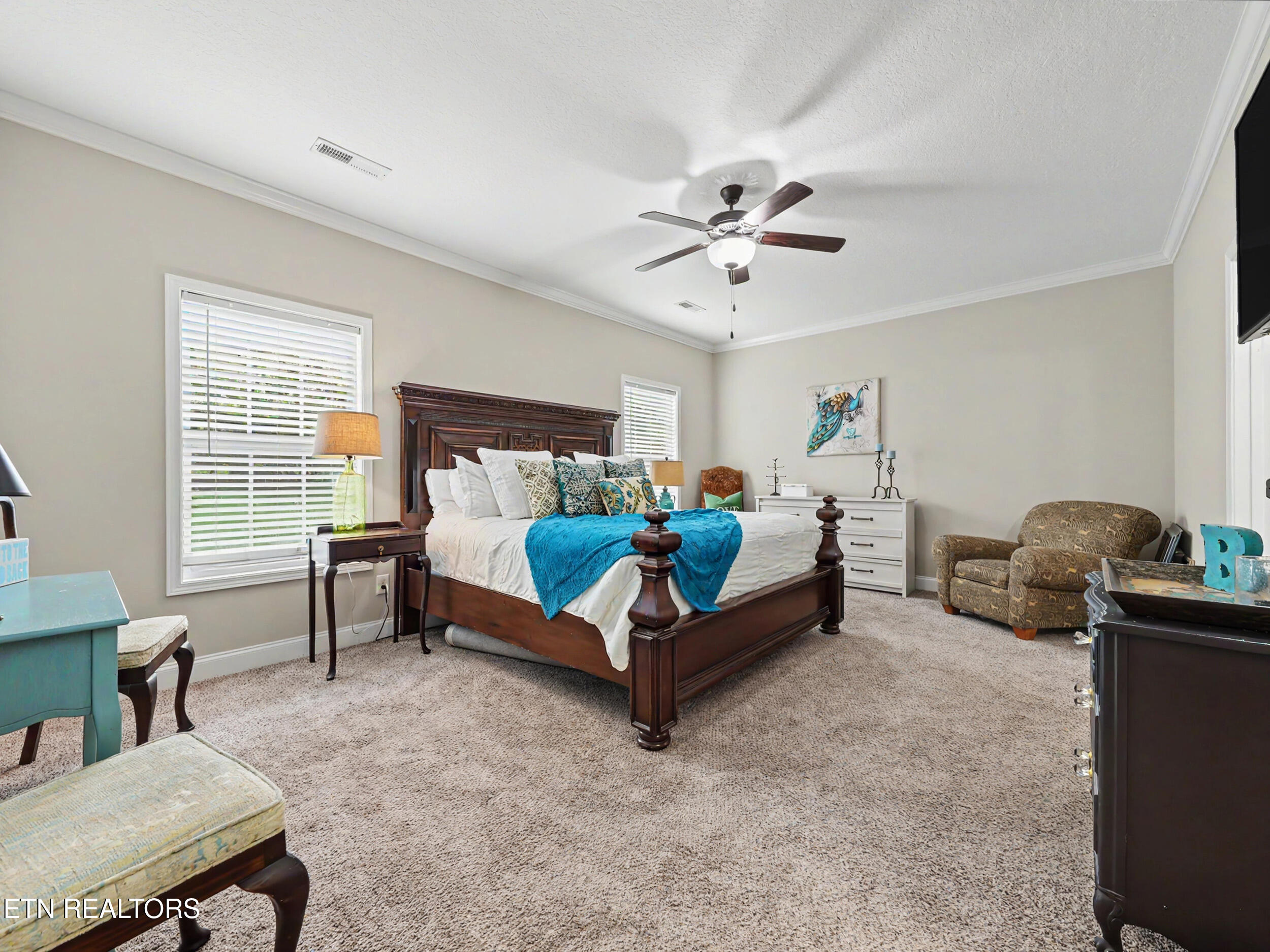 6957 Pemmbrooke Shire Lane Knoxville TN 37909