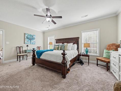 6957 Pemmbrooke Shire Lane Knoxville TN 37909