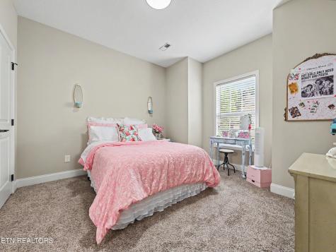 6957 Pemmbrooke Shire Lane Knoxville TN 37909