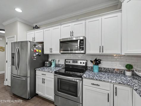 6957 Pemmbrooke Shire Lane Knoxville TN 37909