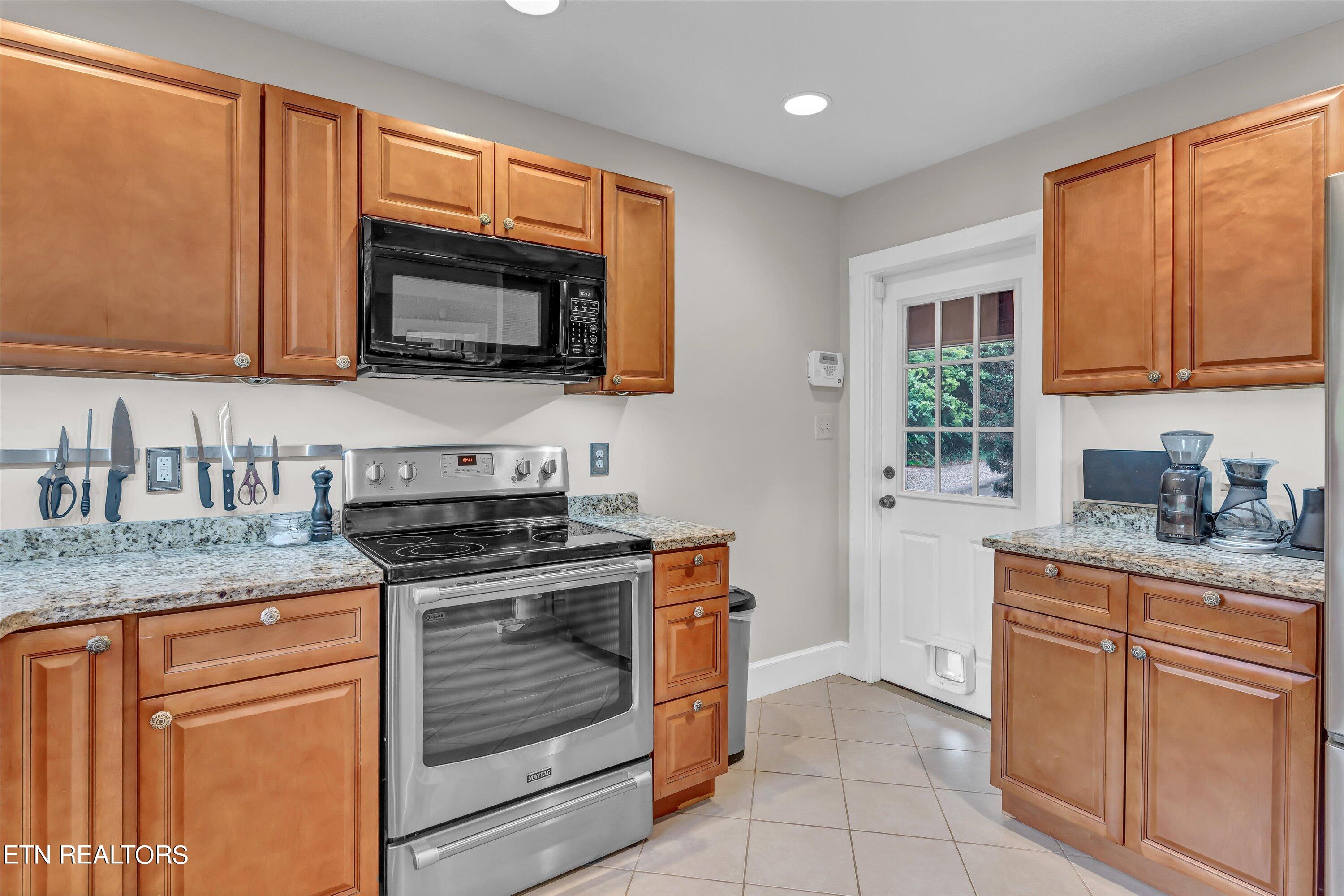 1703 Maple Drive Knoxville TN 37918