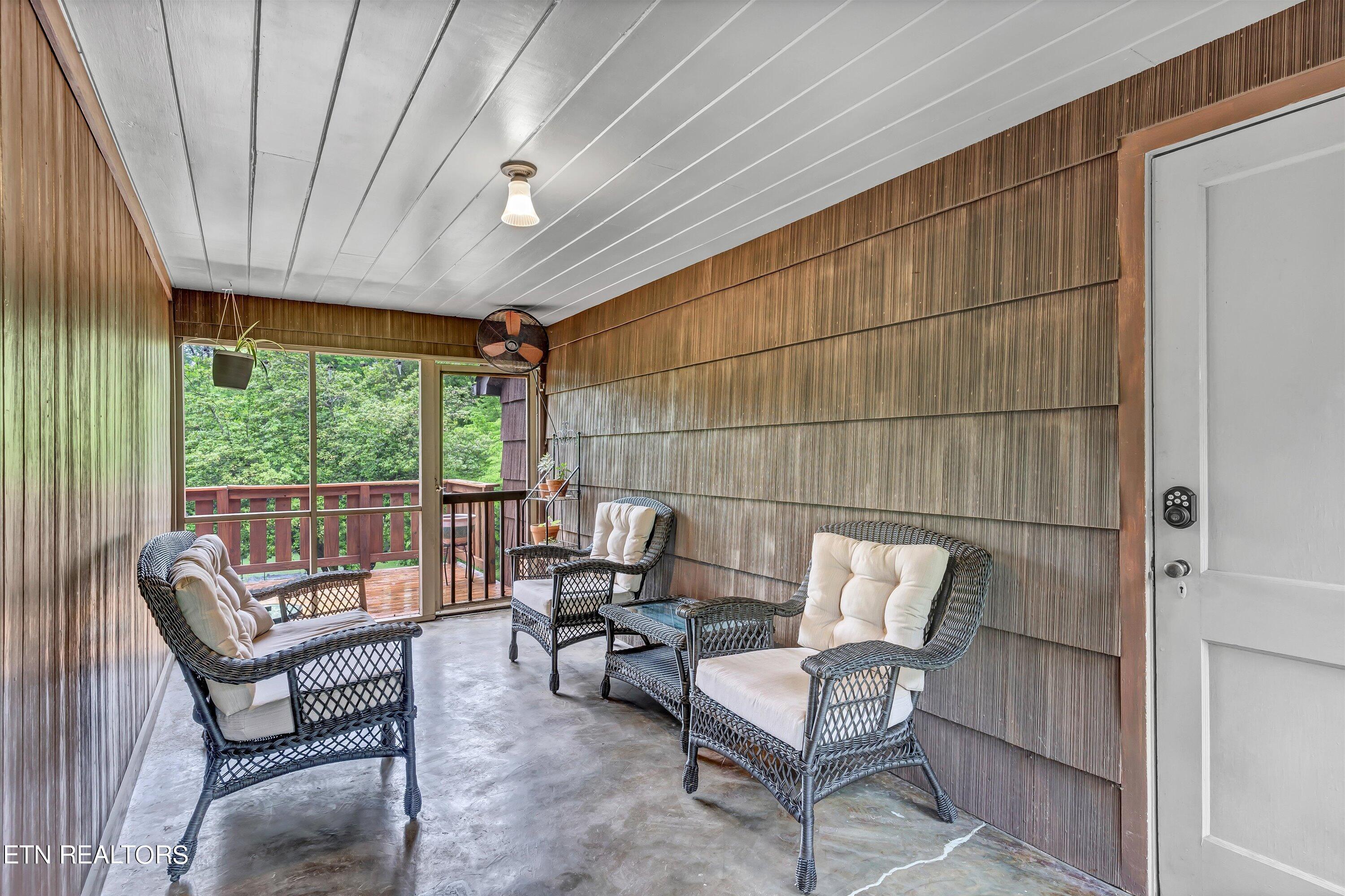 1703 Maple Drive Knoxville TN 37918